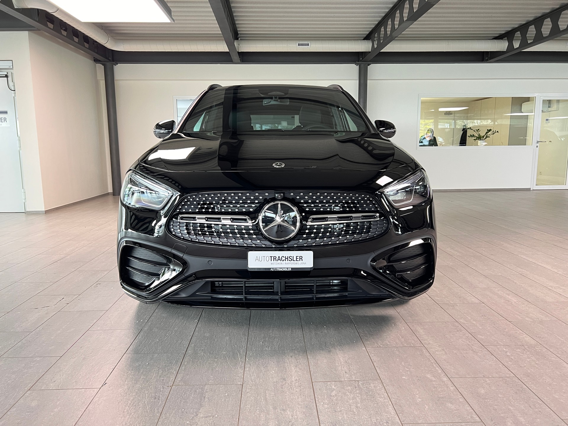 MERCEDES-BENZ GLA 250 4Matic 8G-DCT Swiss Star - 2