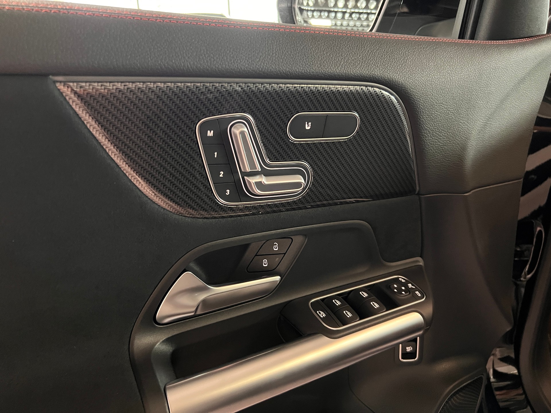 MERCEDES-BENZ GLA 250 4Matic 8G-DCT Swiss Star - 14