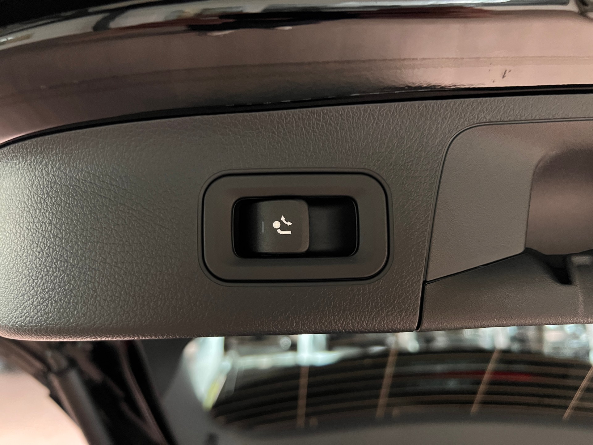 MERCEDES-BENZ GLA 250 4Matic 8G-DCT Swiss Star - 8