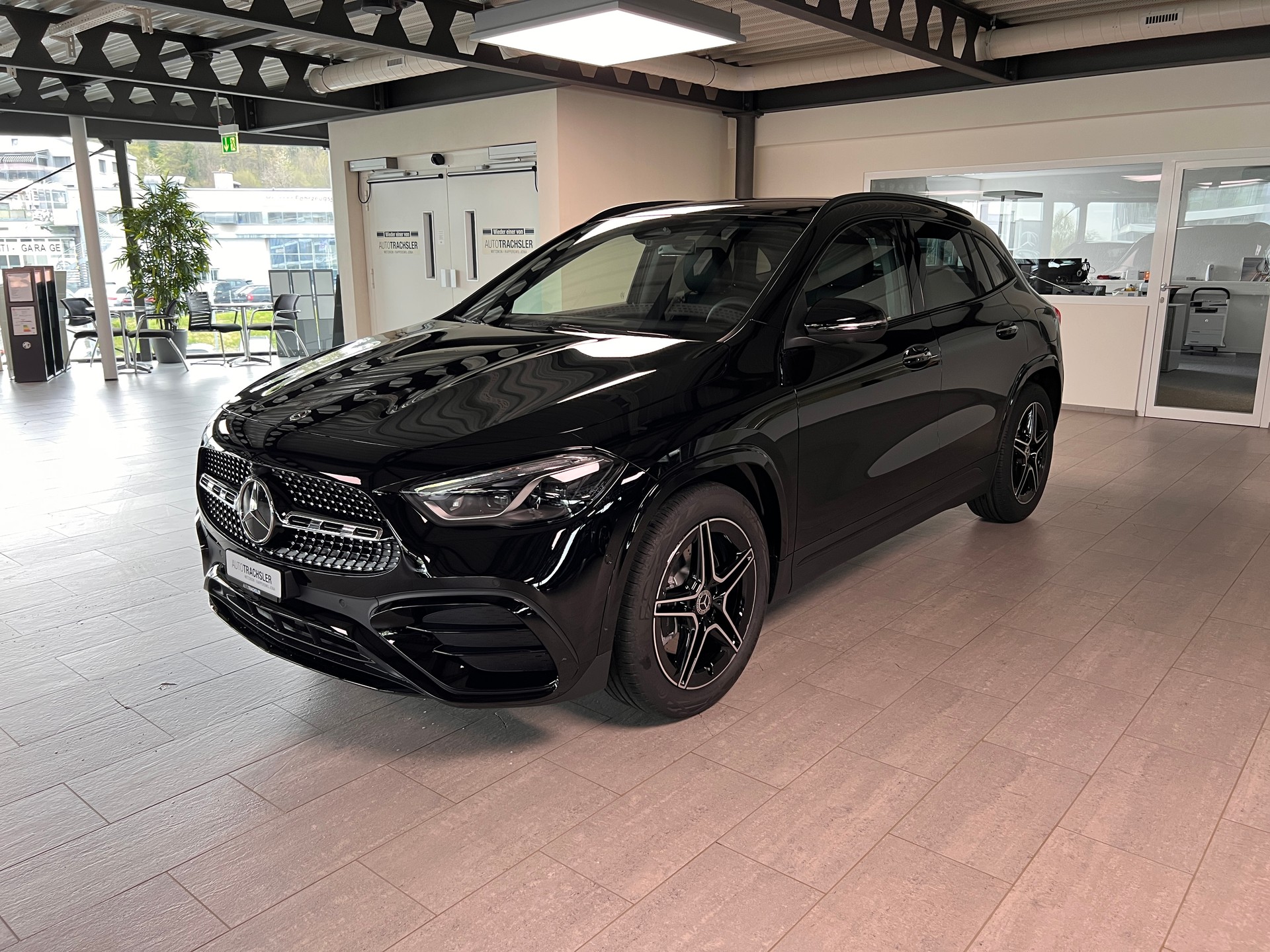 MERCEDES-BENZ GLA 250 4Matic 8G-DCT Swiss Star - 4