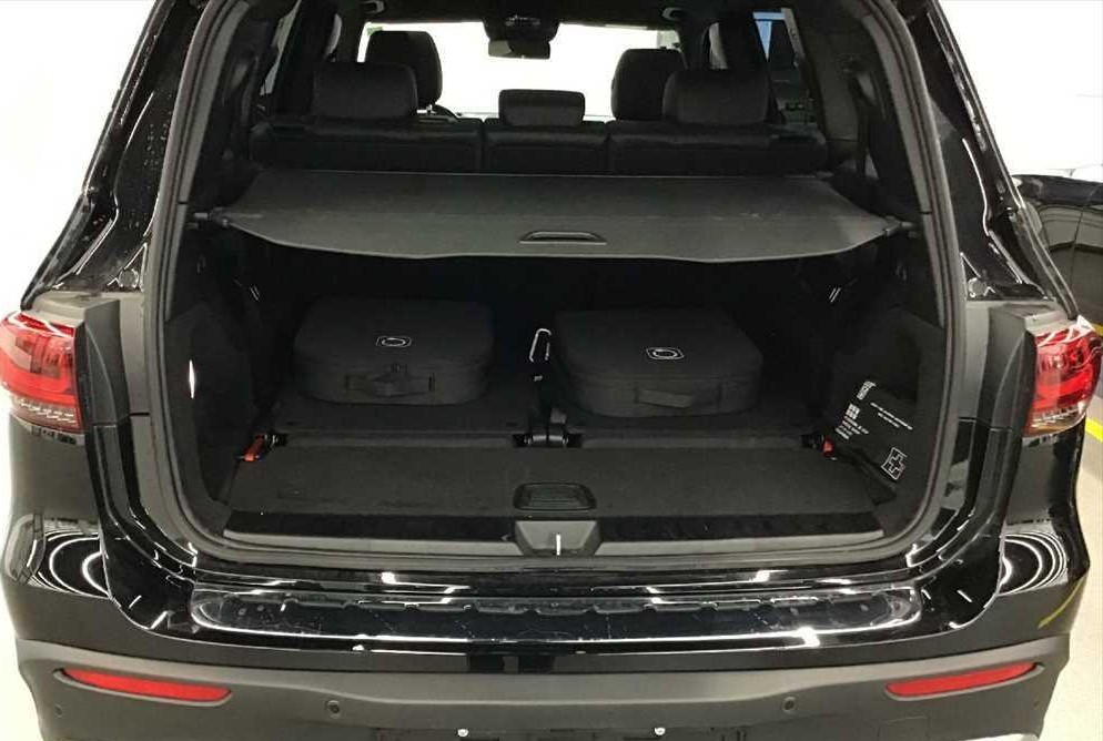 MERCEDES-BENZ EQB 250+ AMG-Line (70,5 kWh) mit 7-Sitzplätzen - 5