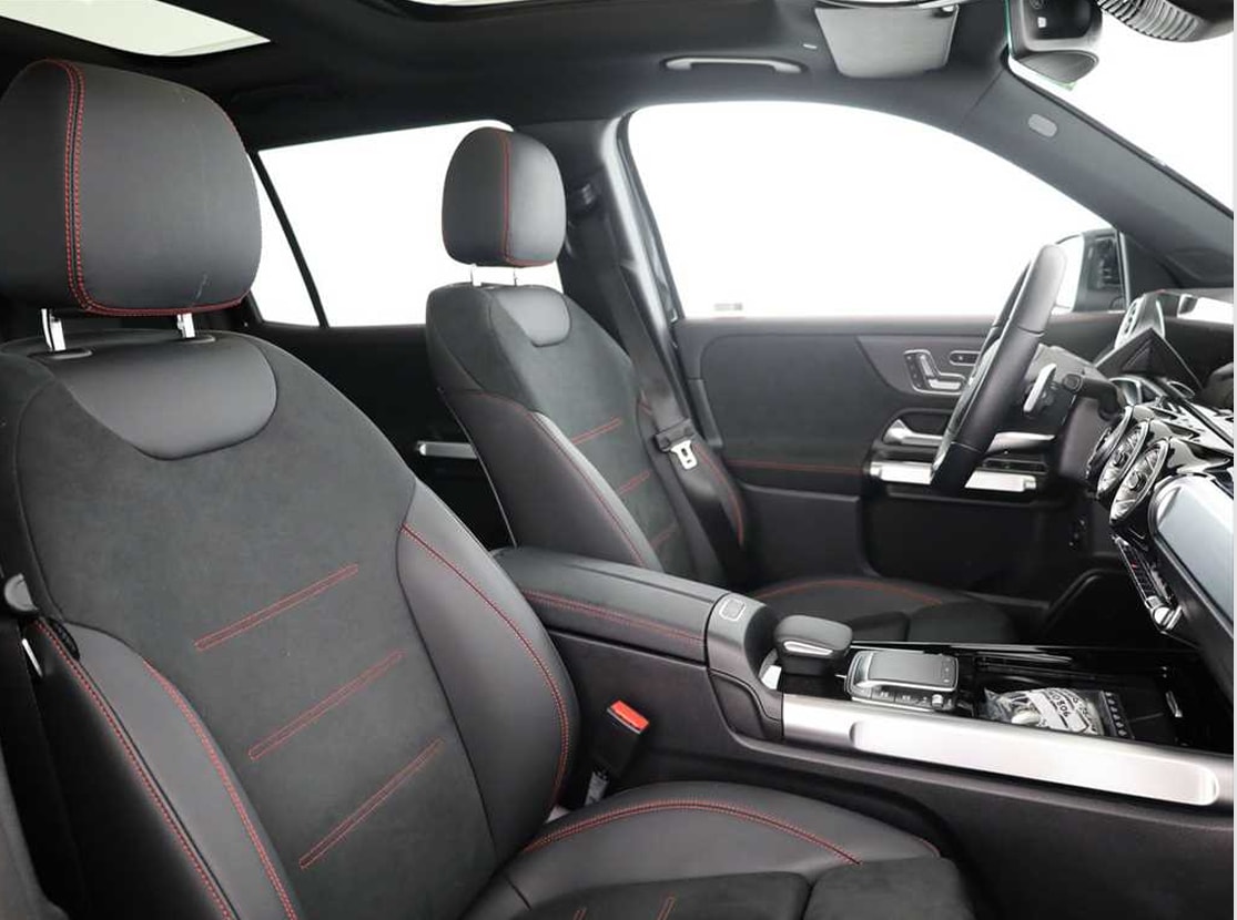 MERCEDES-BENZ EQB 250+ AMG-Line (70,5 kWh) mit 7-Sitzplätzen - 4