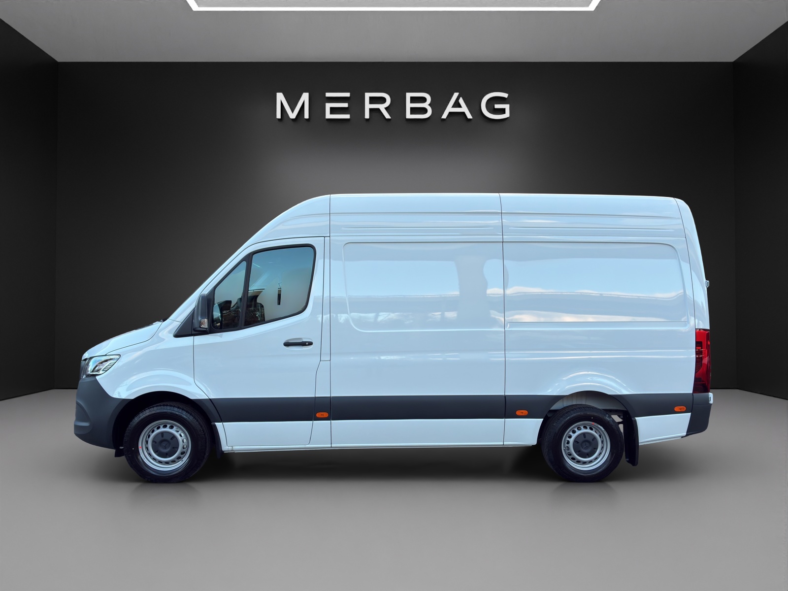 MERCEDES-BENZ Sprinter 317 CDI Standard 9G-TRONIC - 3
