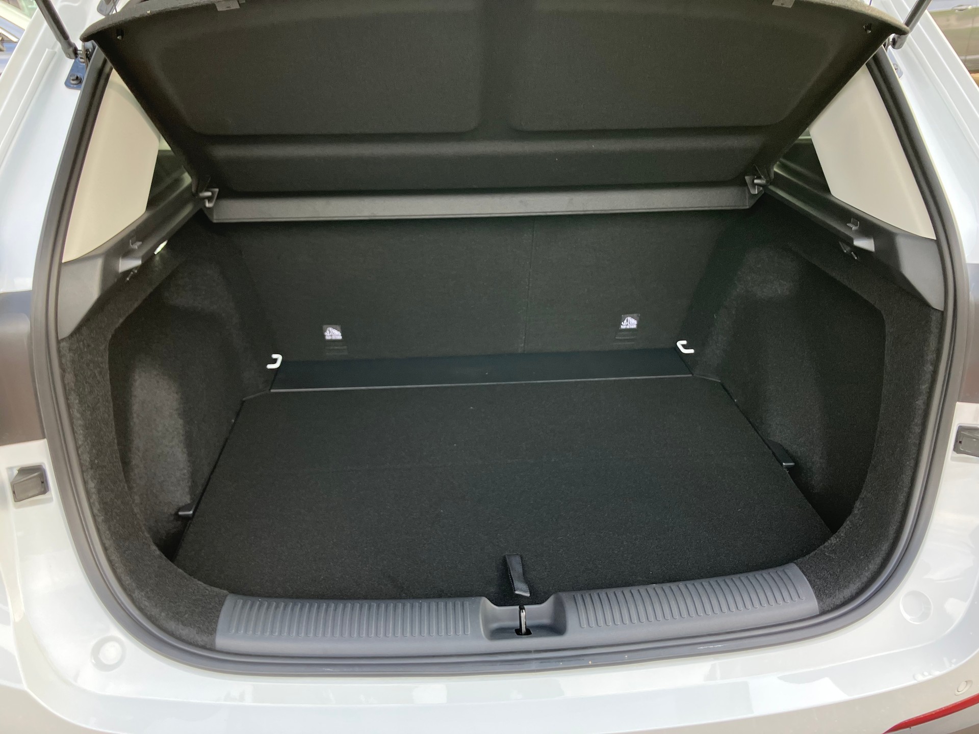 MG ZS 1.5 Hybrid+ Luxury - 7