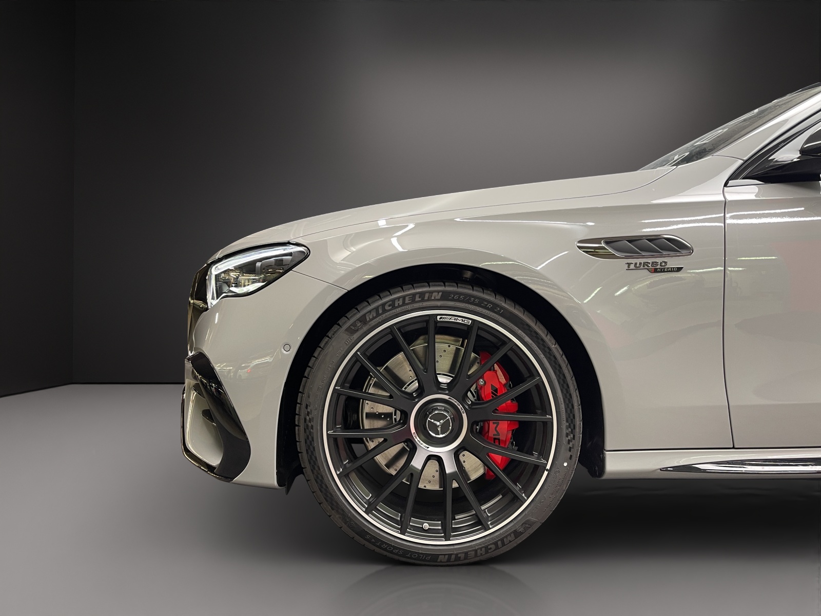 MERCEDES-BENZ AMG E 53 Hybrid 4MATIC+ Limousie - 11