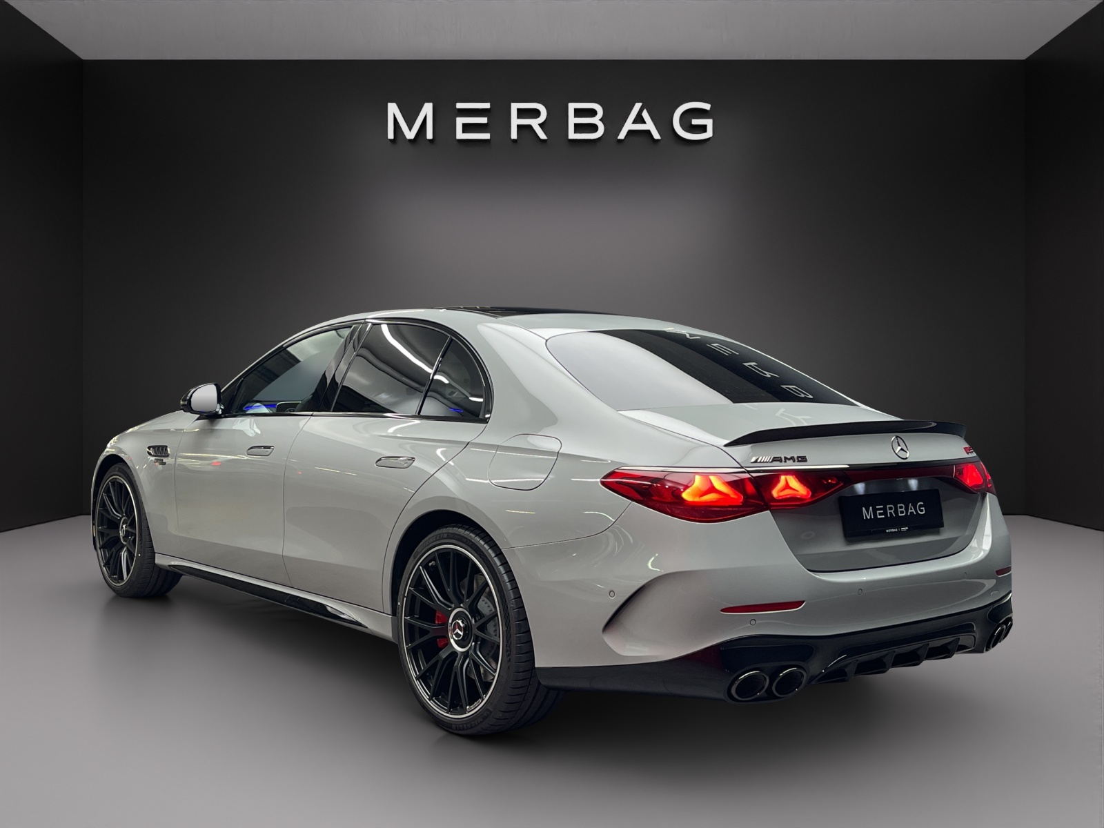 MERCEDES-BENZ AMG E 53 Hybrid 4MATIC+ Limousie - 3
