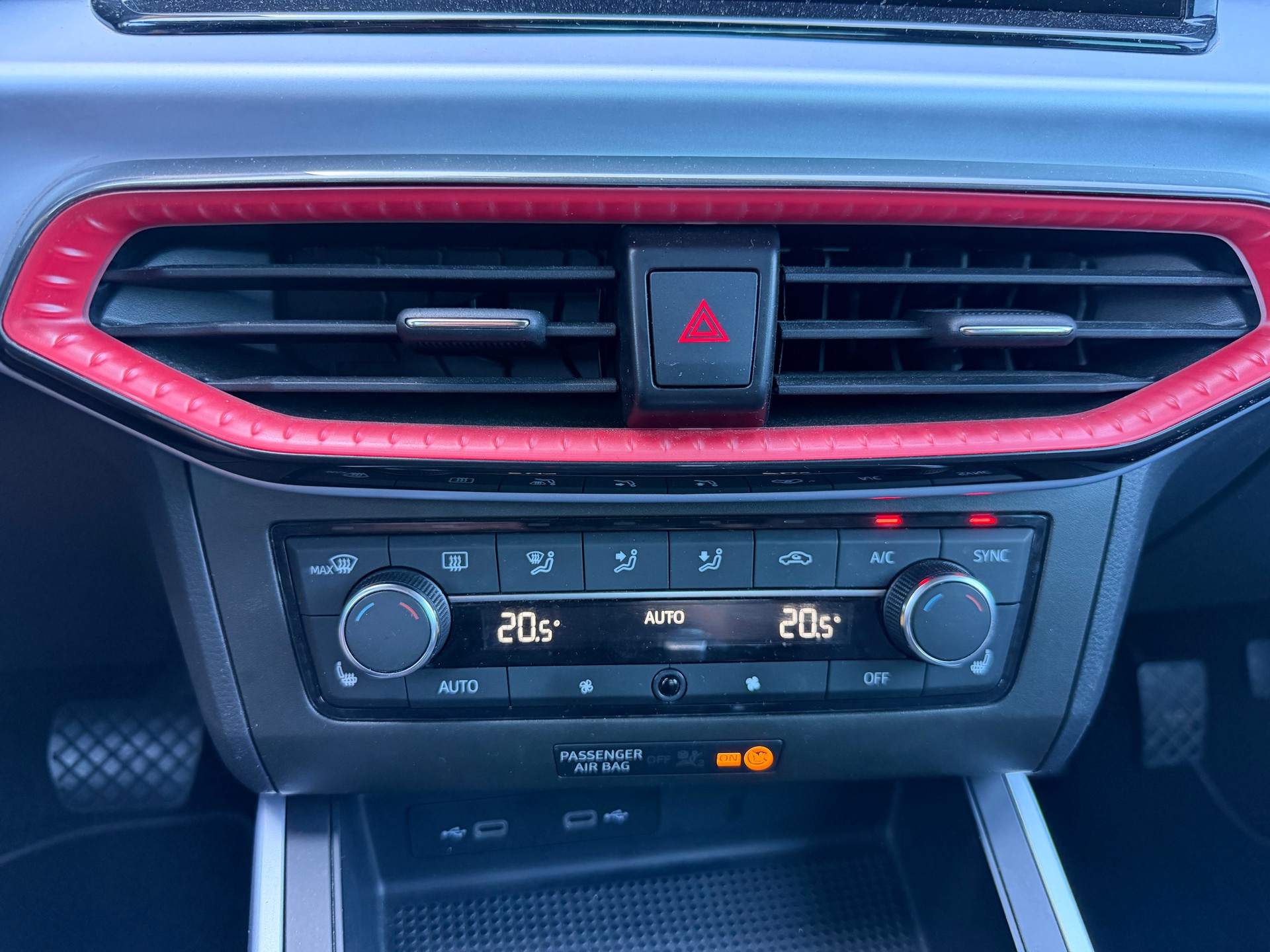 SEAT Arona 1.0 TSI Eco FR DSG - 10