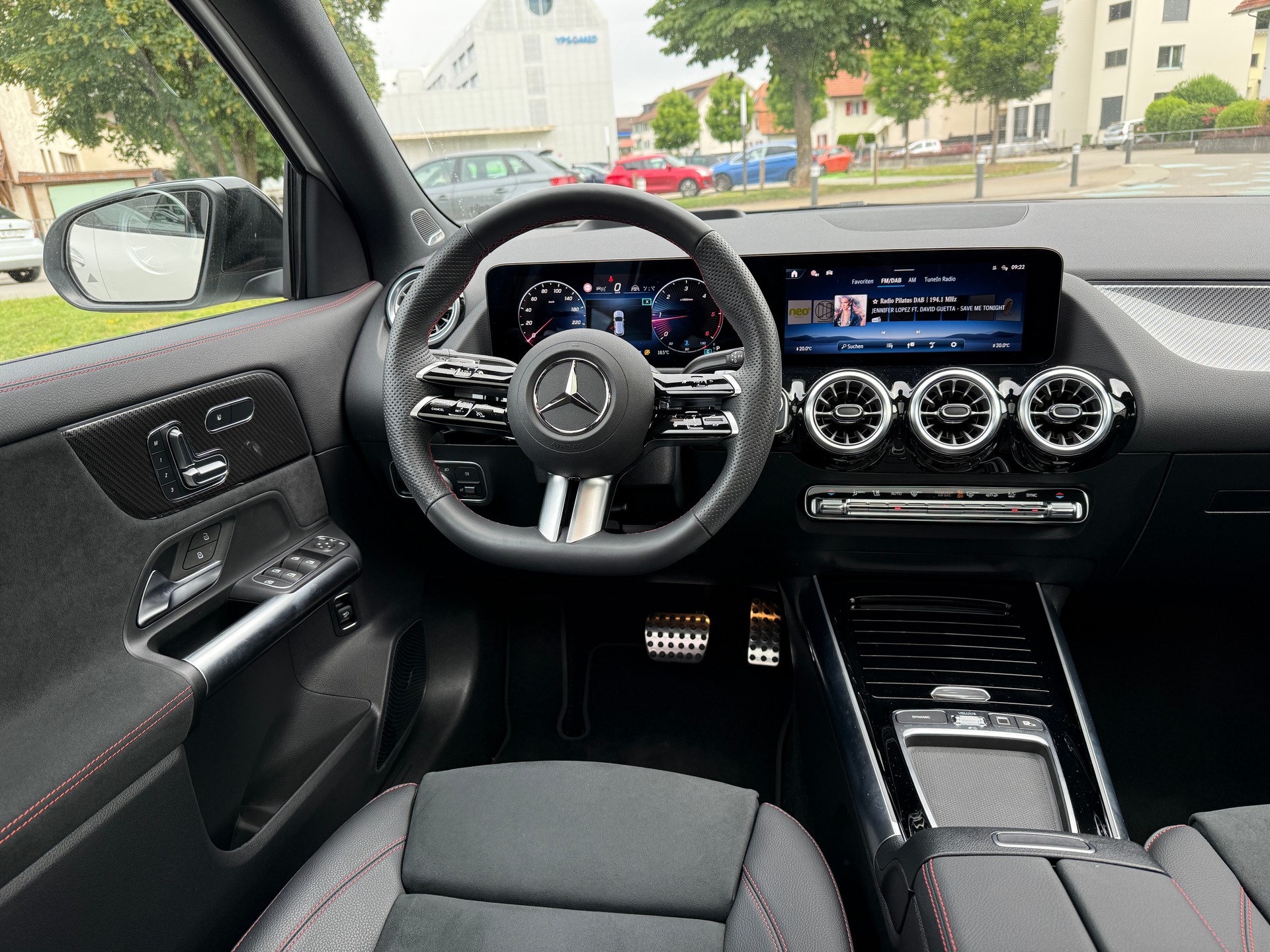 MERCEDES-BENZ GLA 220 d Swiss Star AMG Line 4matic - 5