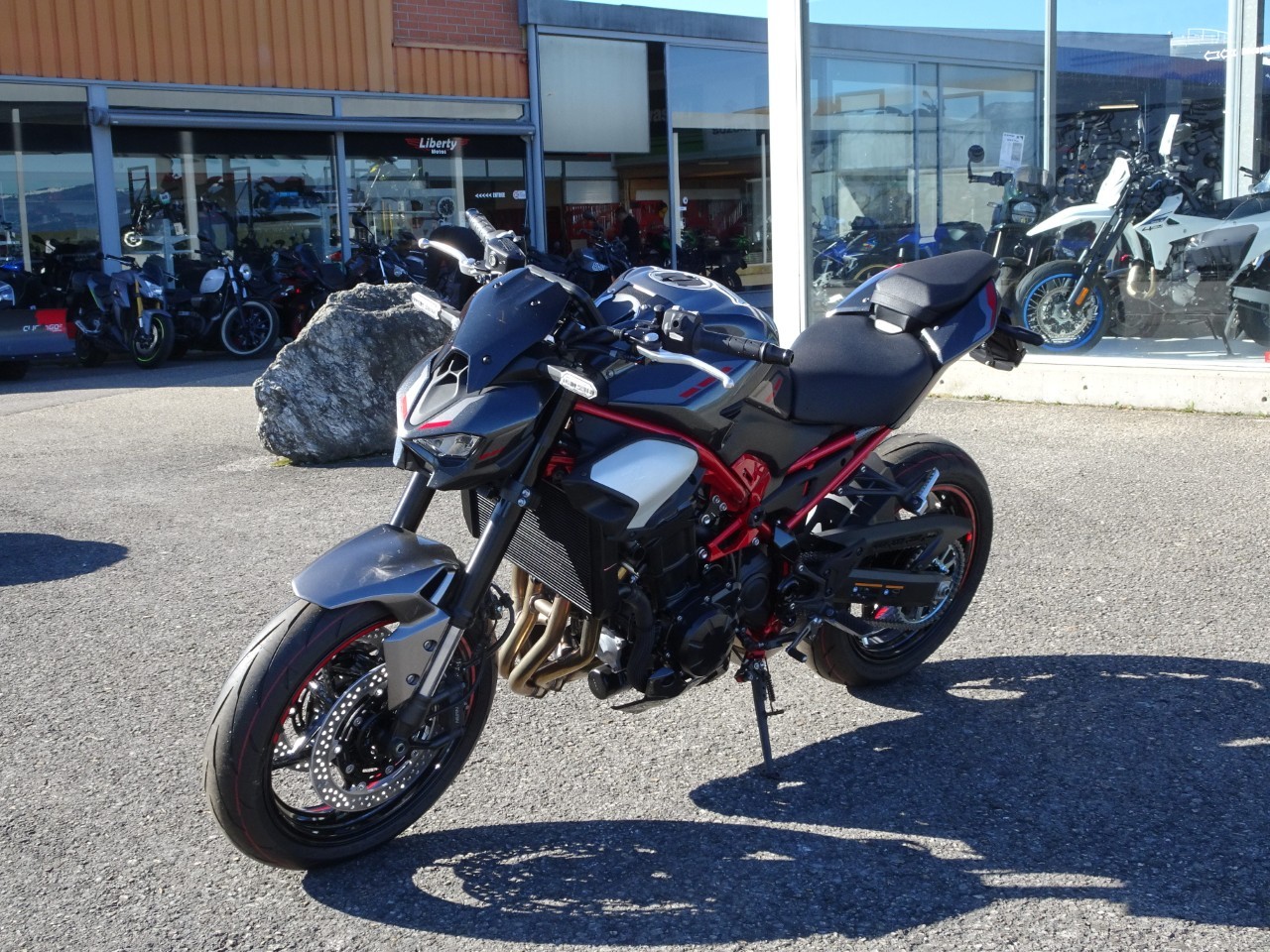 KAWASAKI Z 900 (35kW) - 4