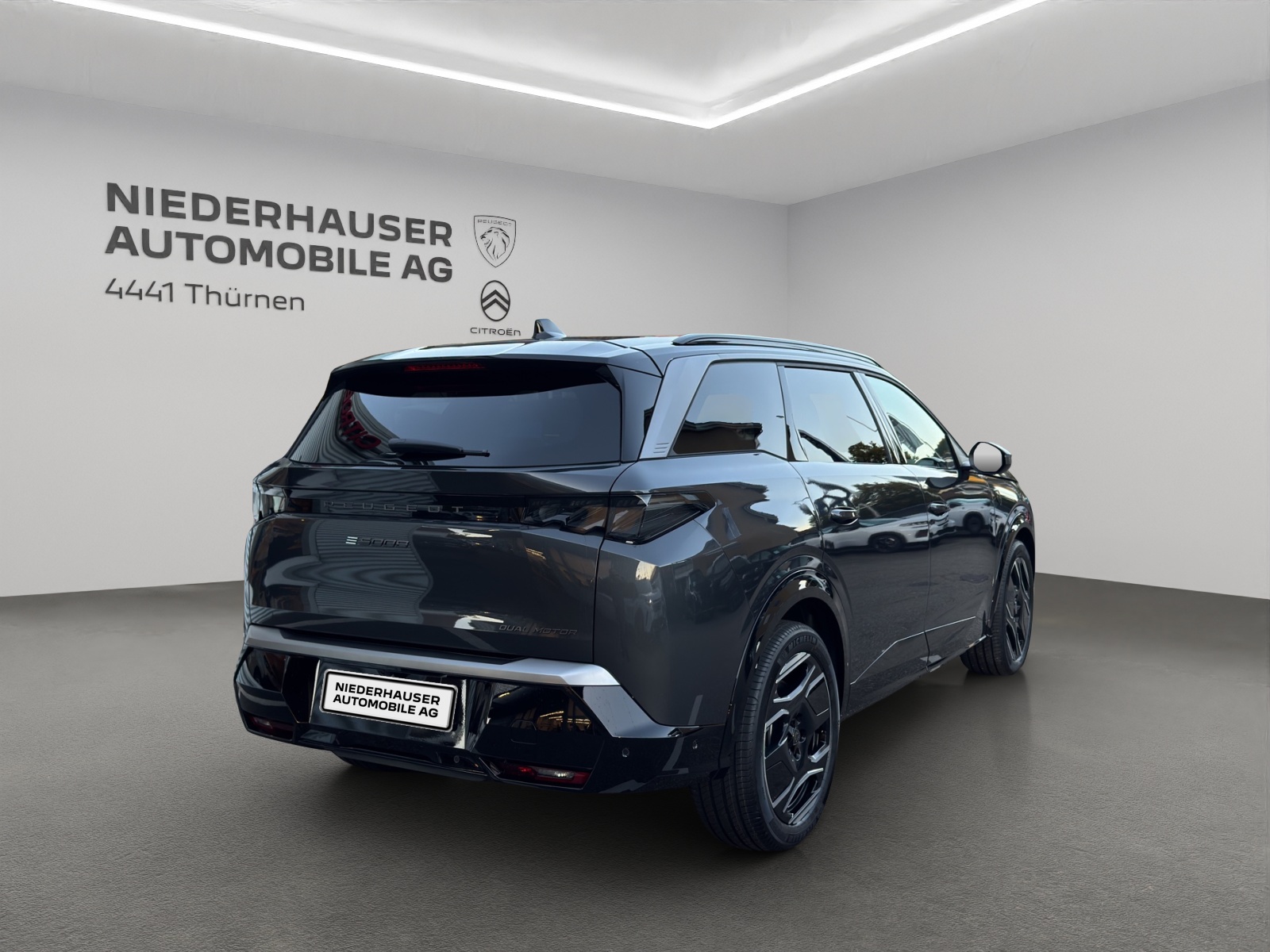 PEUGEOT 5008 e-Launch Edition AWD - 3