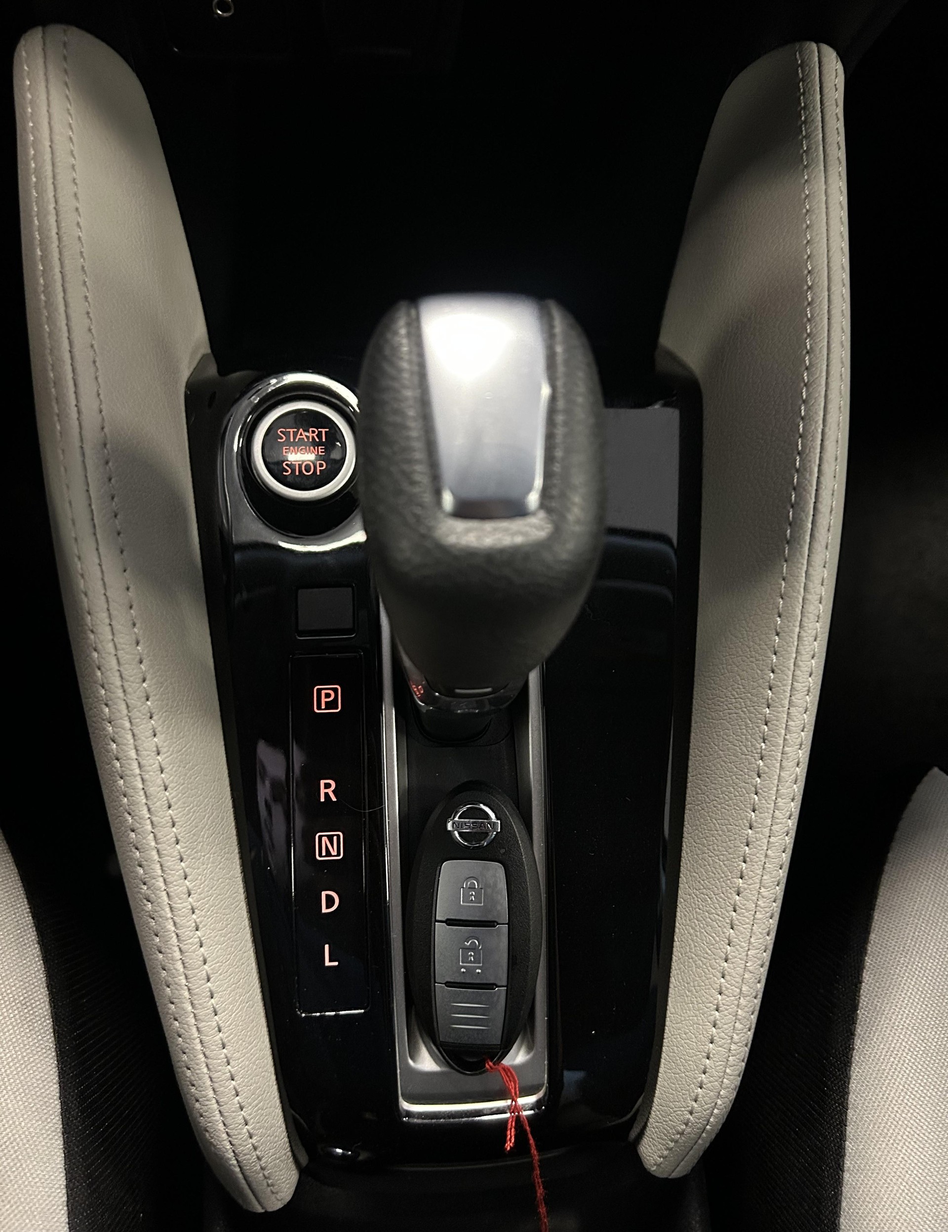 NISSAN Micra 1.0 IG-T N-Design - 10