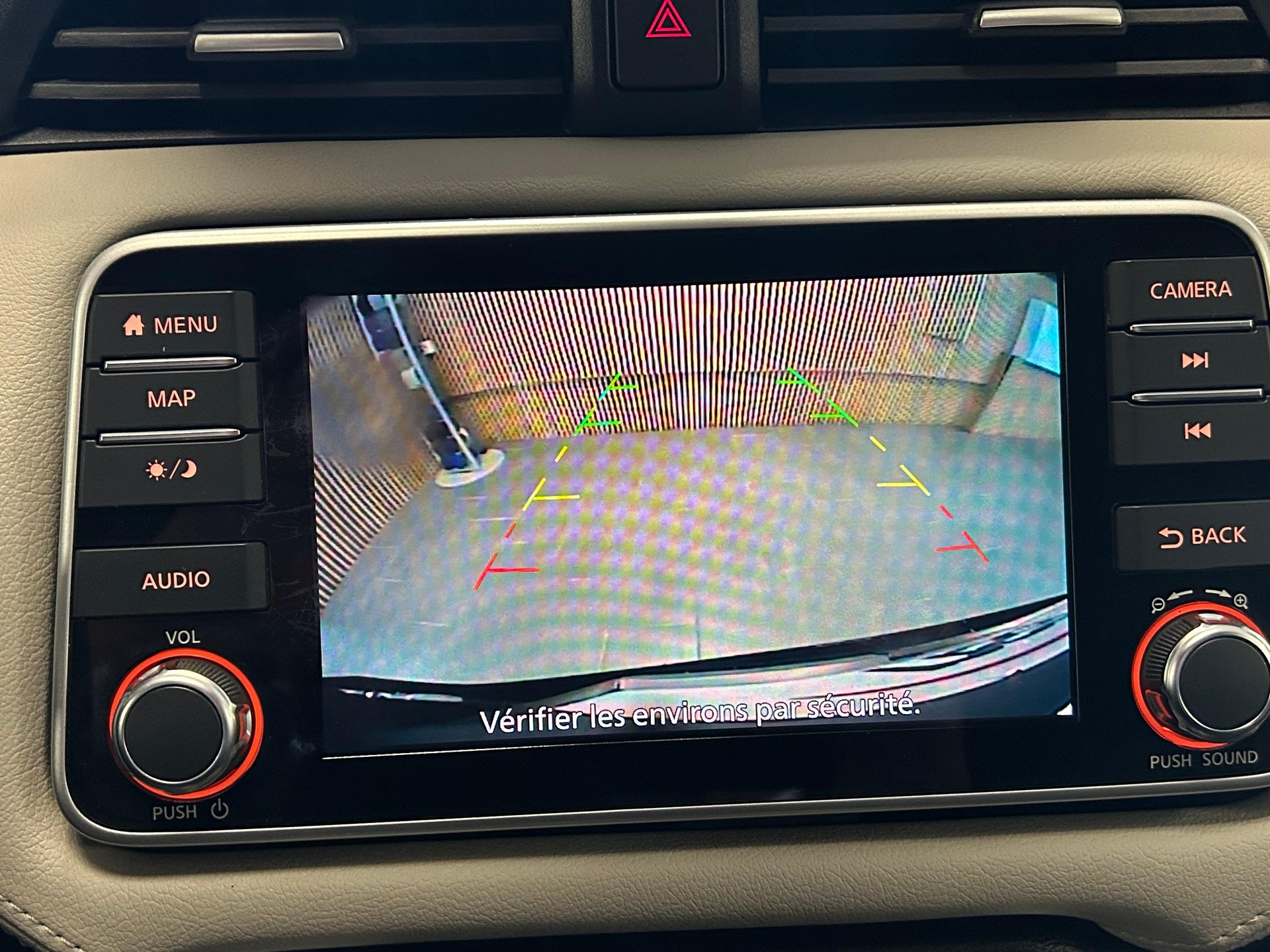 NISSAN Micra 1.0 IG-T N-Design - 13