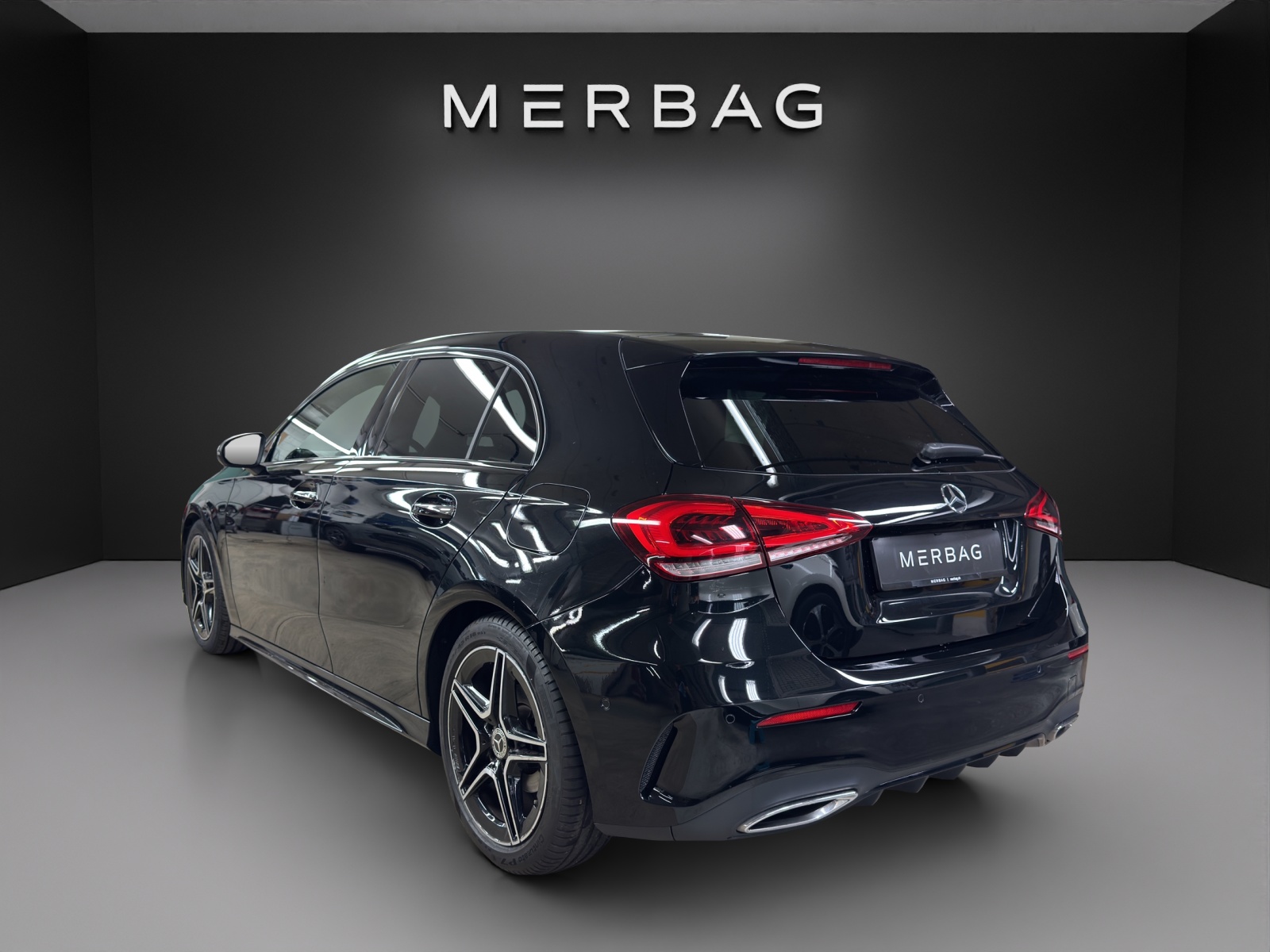 MERCEDES-BENZ A 180 Night Star AMG Line - 3