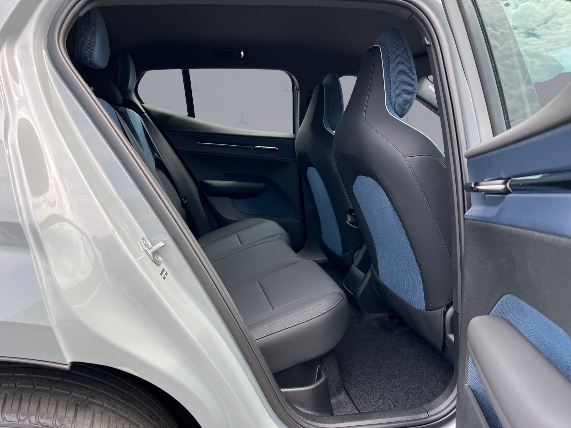 VOLVO EX30 E60 Core - 17