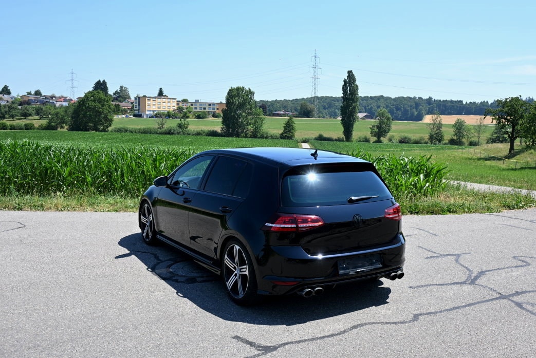 VW Golf 2.0 TSI R 4Motion DSG - 4