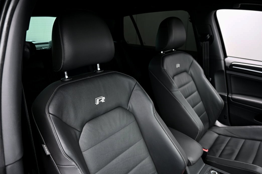 VW Golf 2.0 TSI R 4Motion DSG - 6