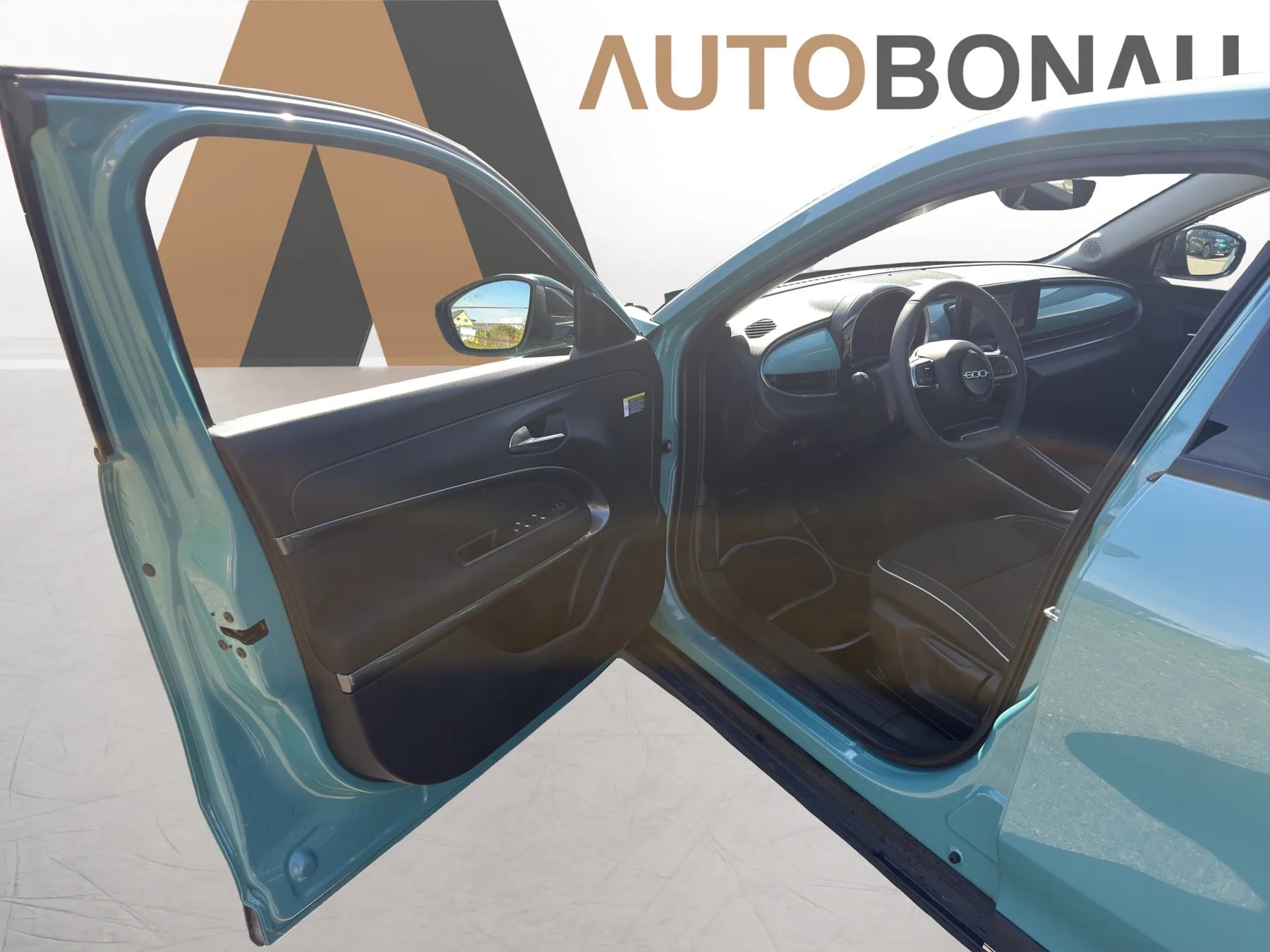 FIAT 600 1.2 Hybrid 145 Cult - 10