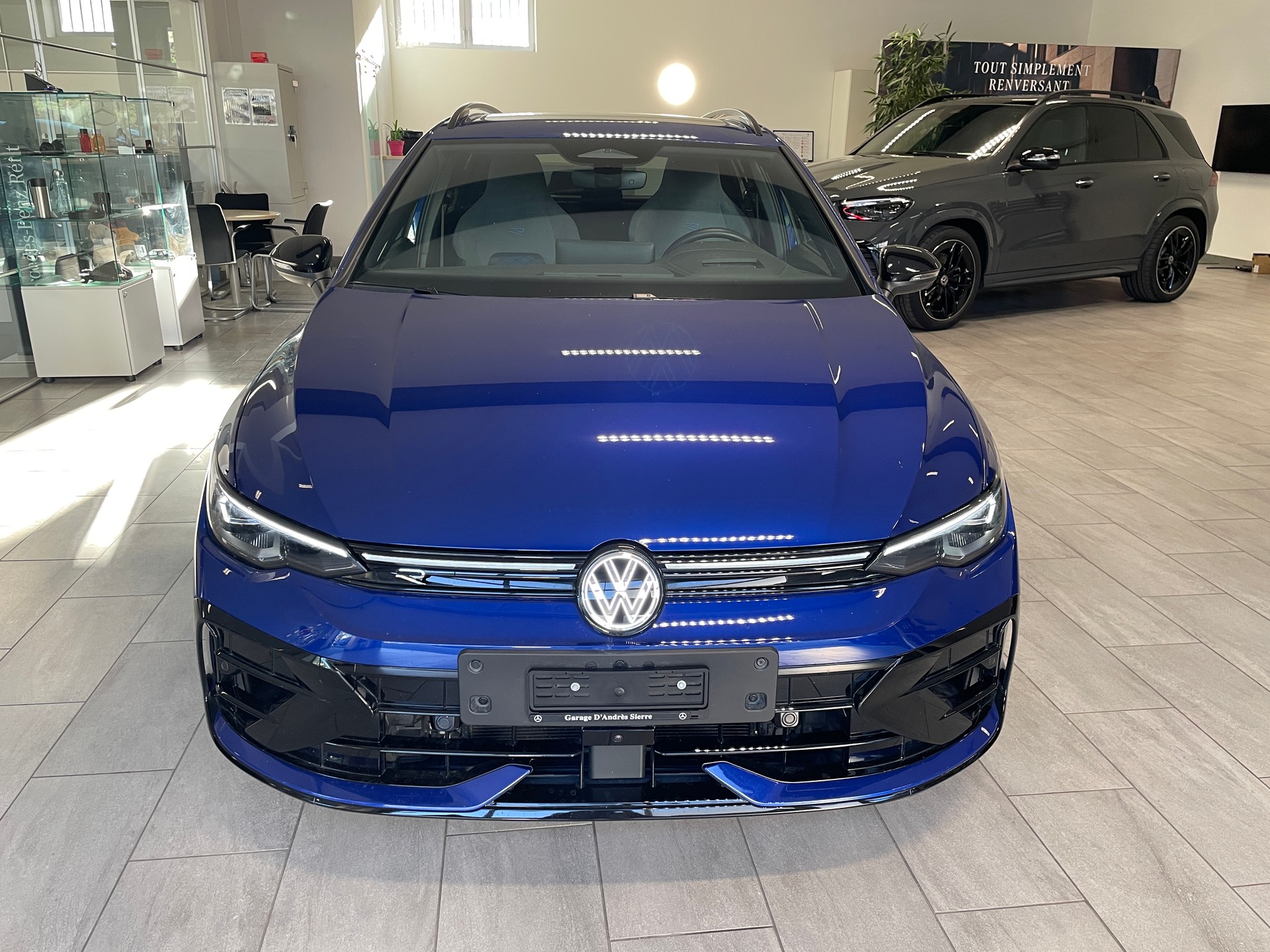 VW Golf Variant 2.0 TSI R DSG 4 Motion - 2