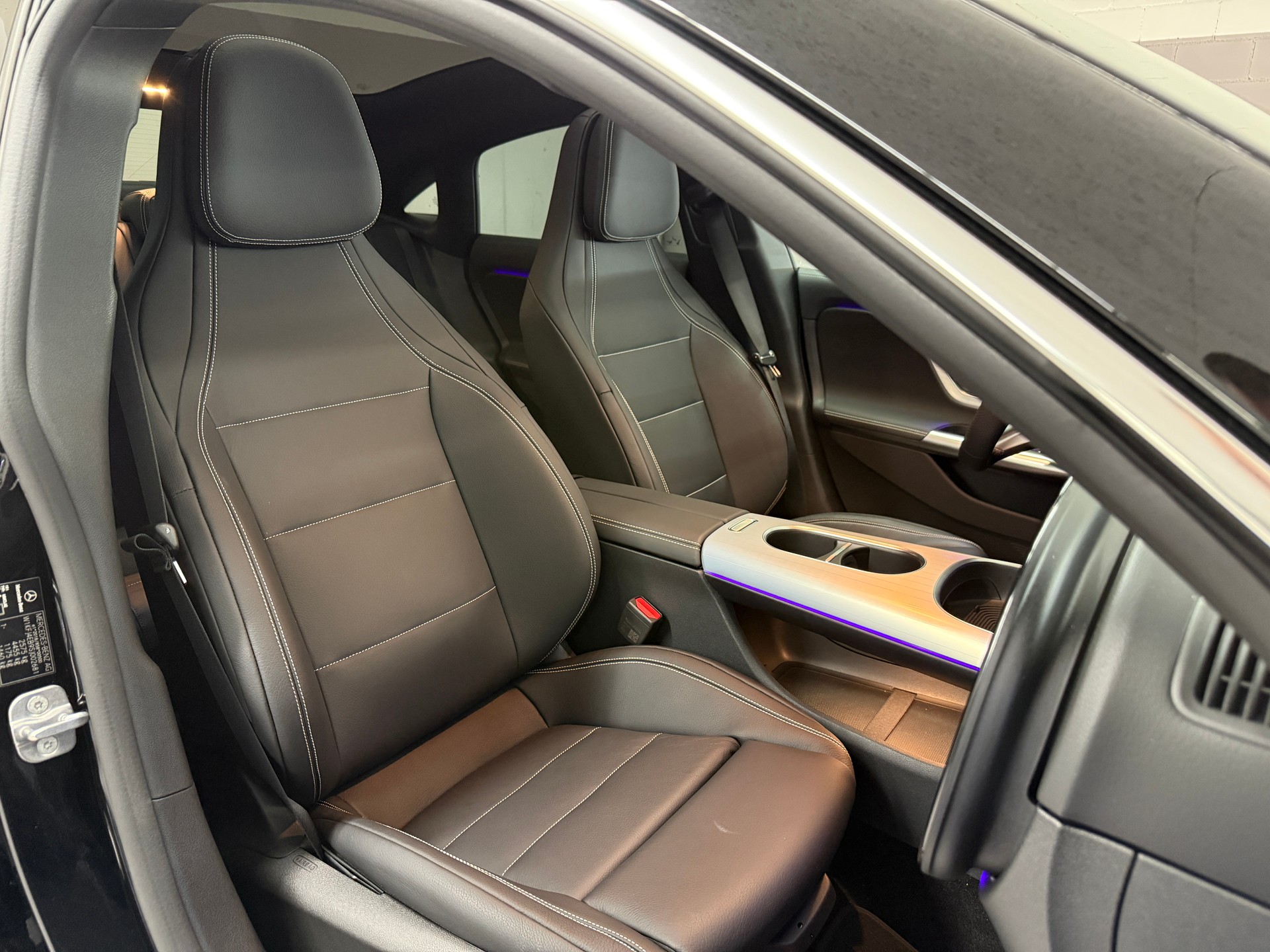 MERCEDES-BENZ CLA 350 4MATIC EQ - 11