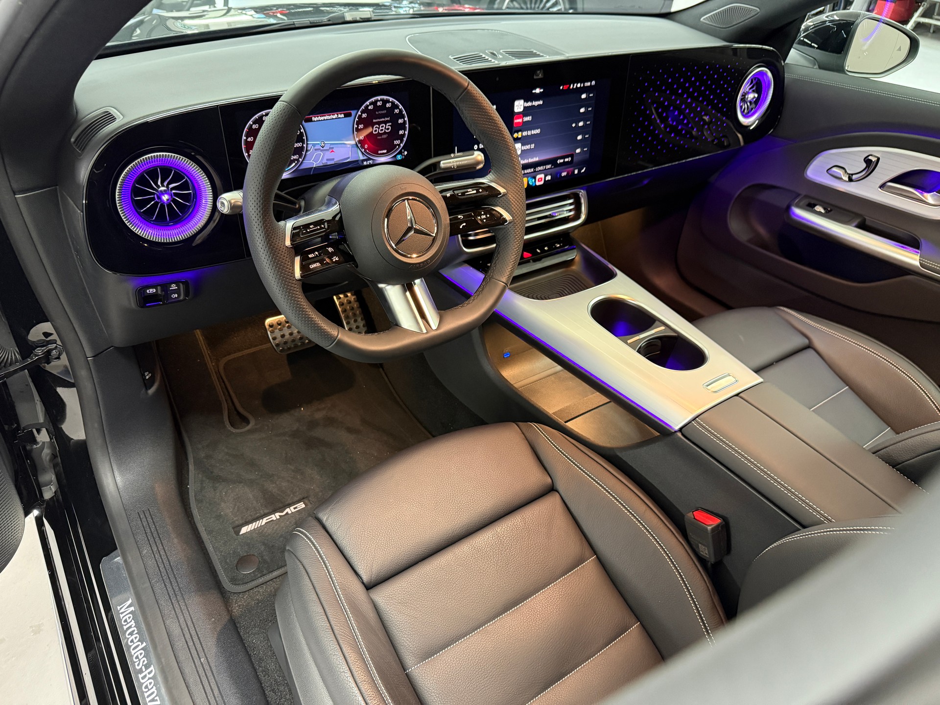 MERCEDES-BENZ CLA 350 4MATIC EQ - 8