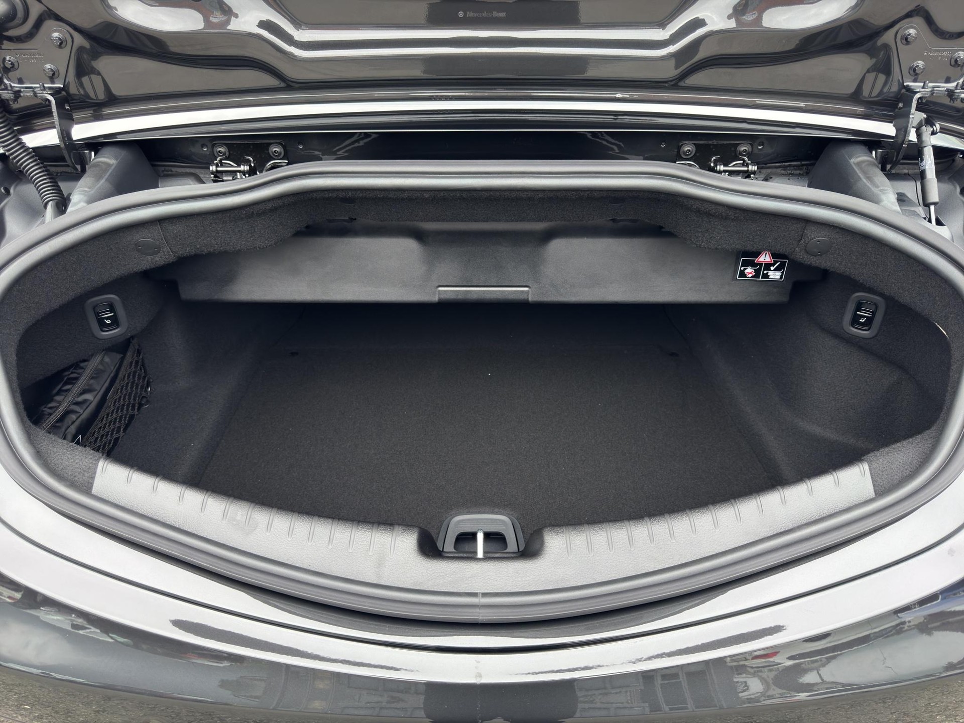 MERCEDES-BENZ CLE 200 AMG Line 4matic Cabriolet - 18