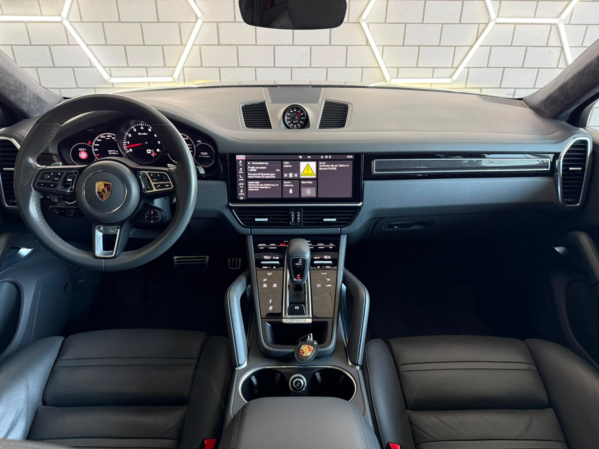 PORSCHE Cayenne Turbo Coupé - 8