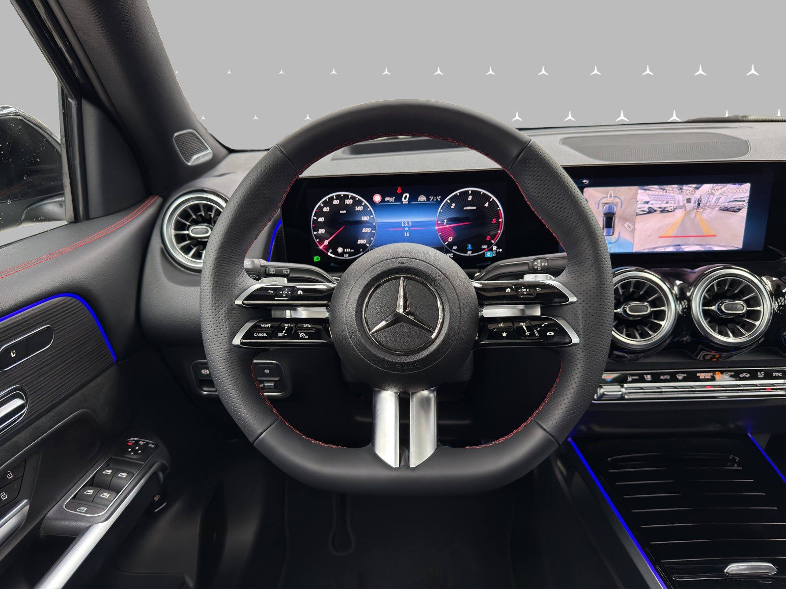 MERCEDES-BENZ GLB 220 d 4Matic 8G-Tronic - 13