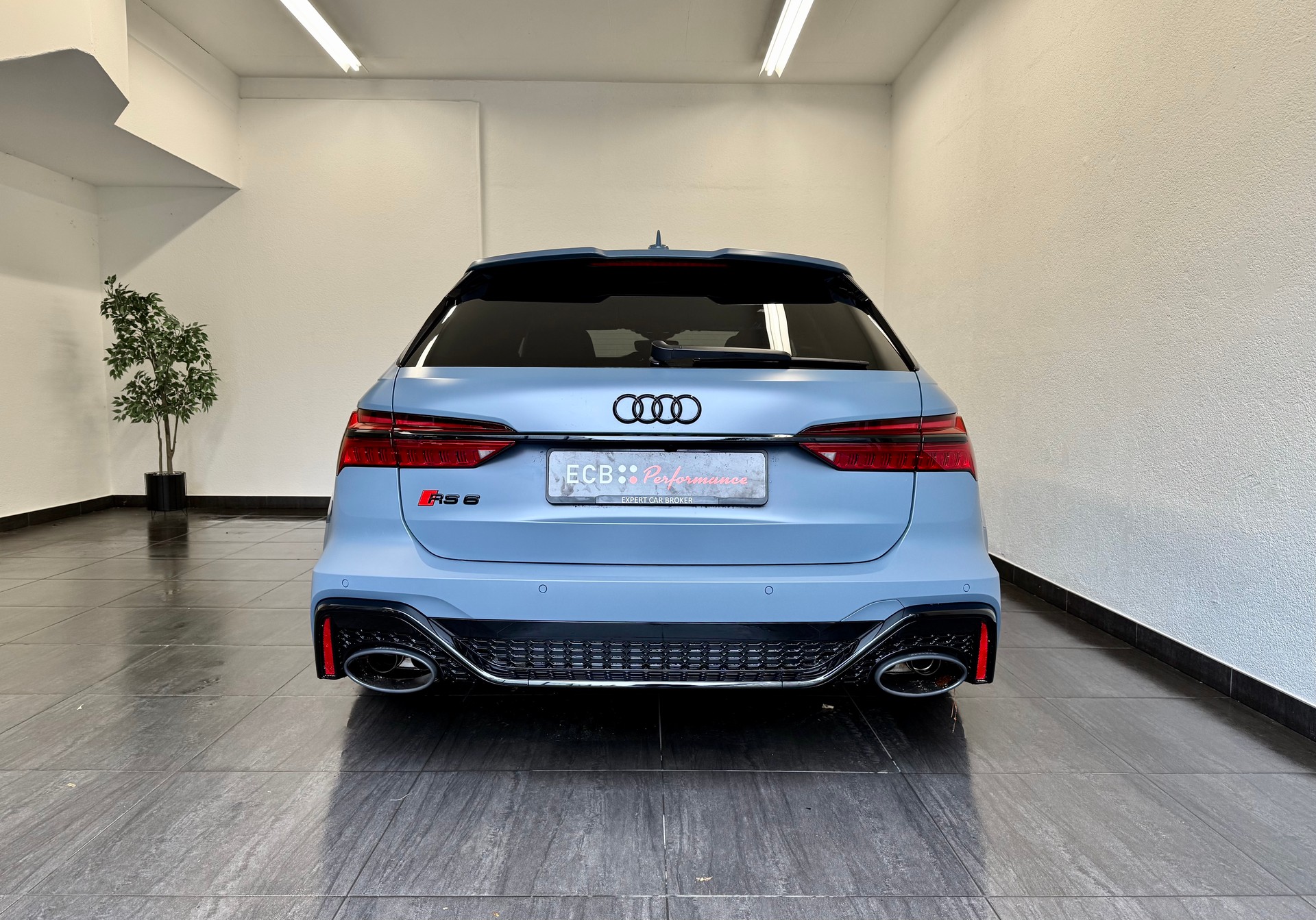 AUDI RS6 Avant 4.0 TFSI V8 quattro " Einzelstück " APR-720 PS- Kemora Matt - 11