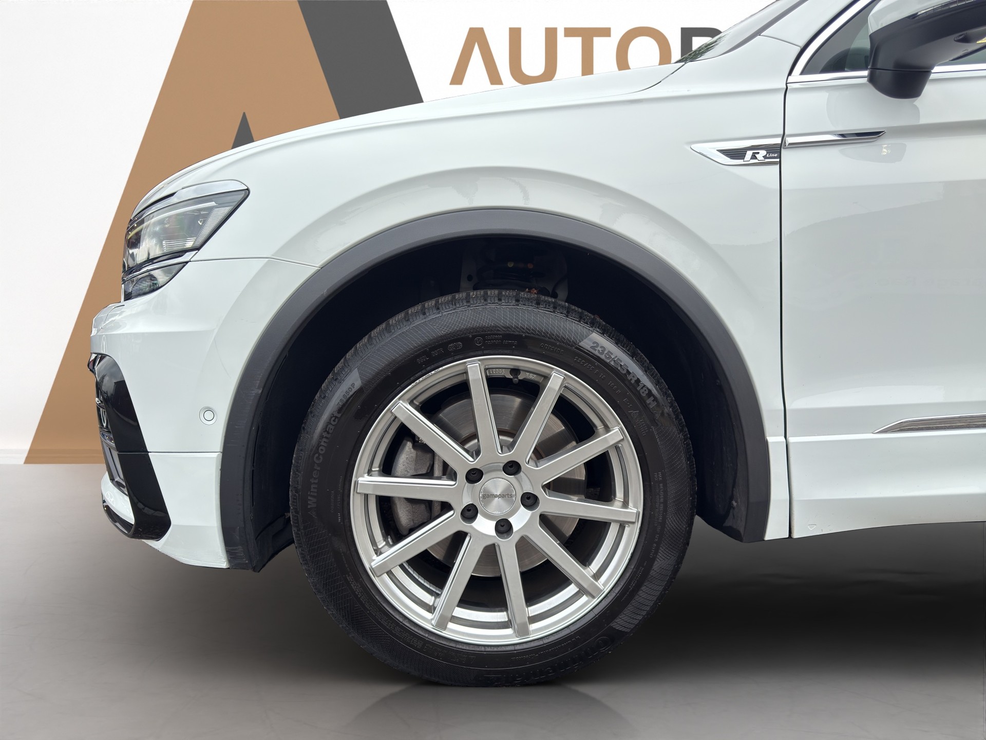 VW Tiguan 2.0 TSI Highline DSG Vienna Sky AHK - 20