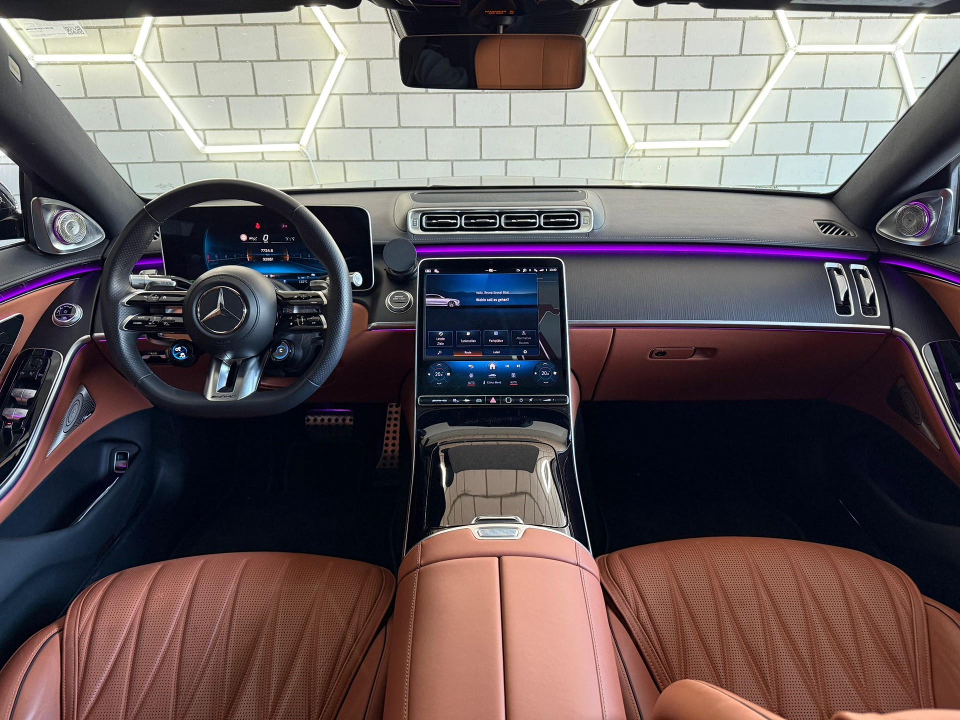 MERCEDES-BENZ S 63 AMG E Performance 4Matic - 9