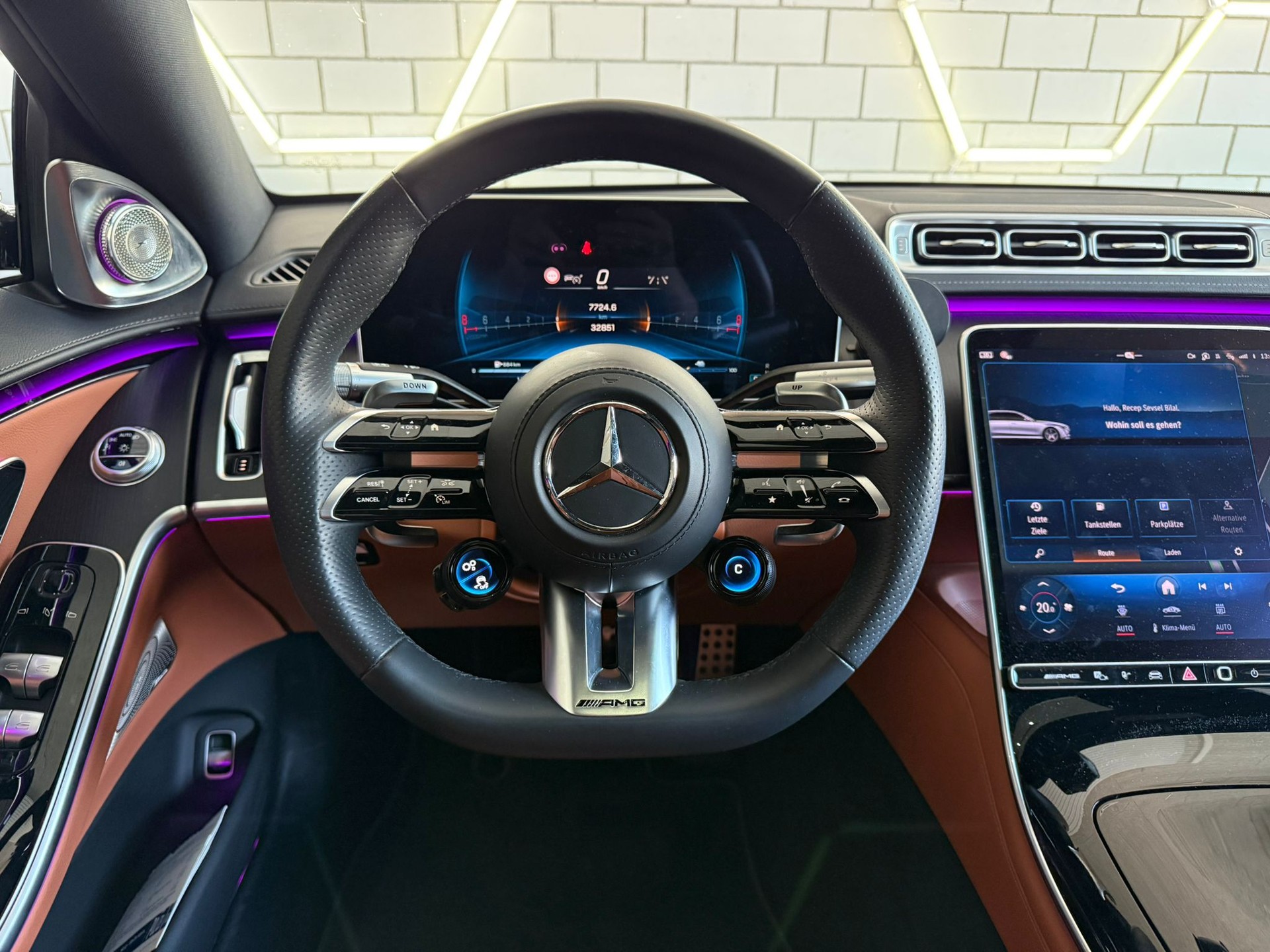 MERCEDES-BENZ S 63 AMG E Performance 4Matic - 8