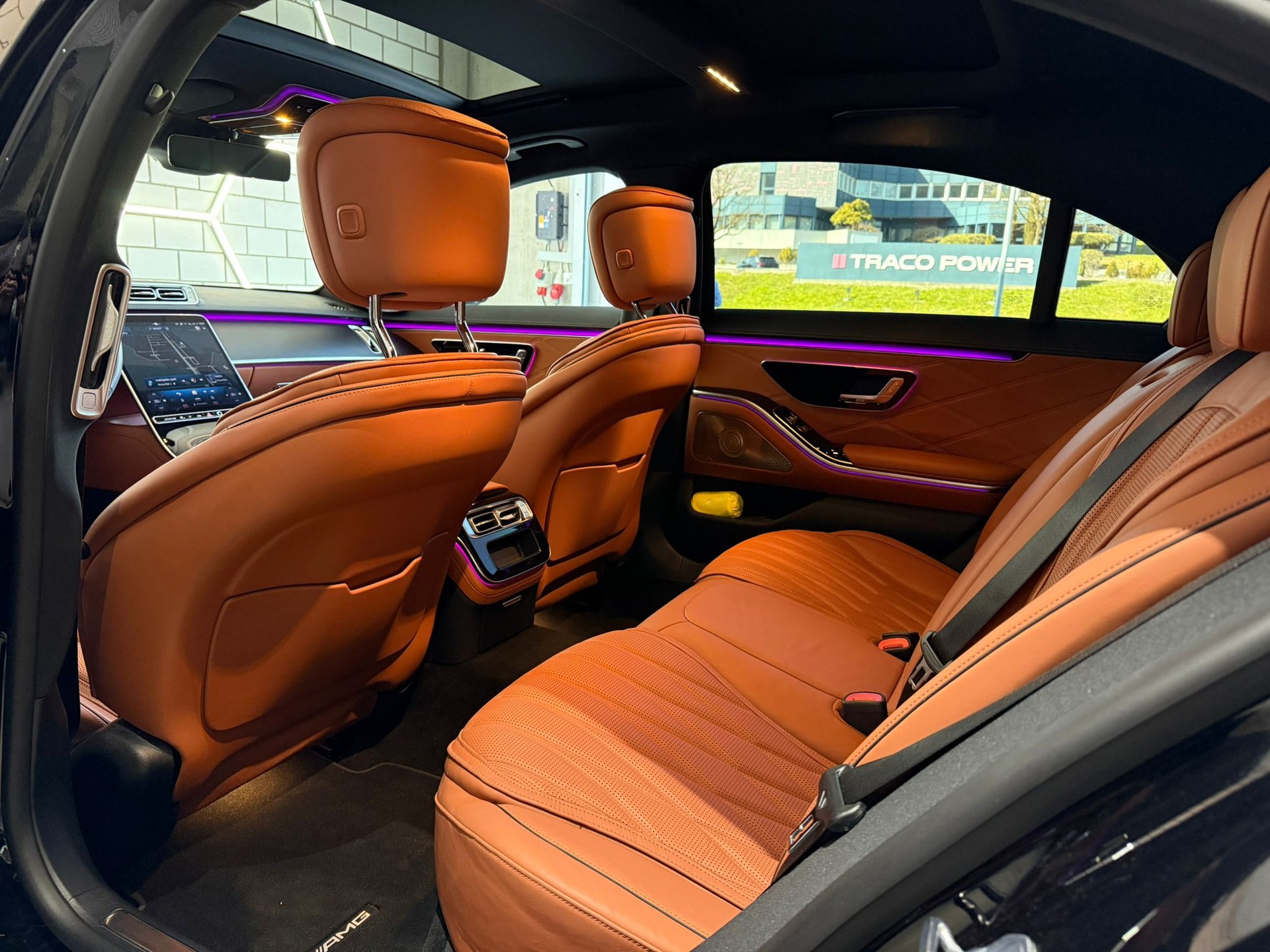 MERCEDES-BENZ S 63 AMG E Performance 4Matic - 12