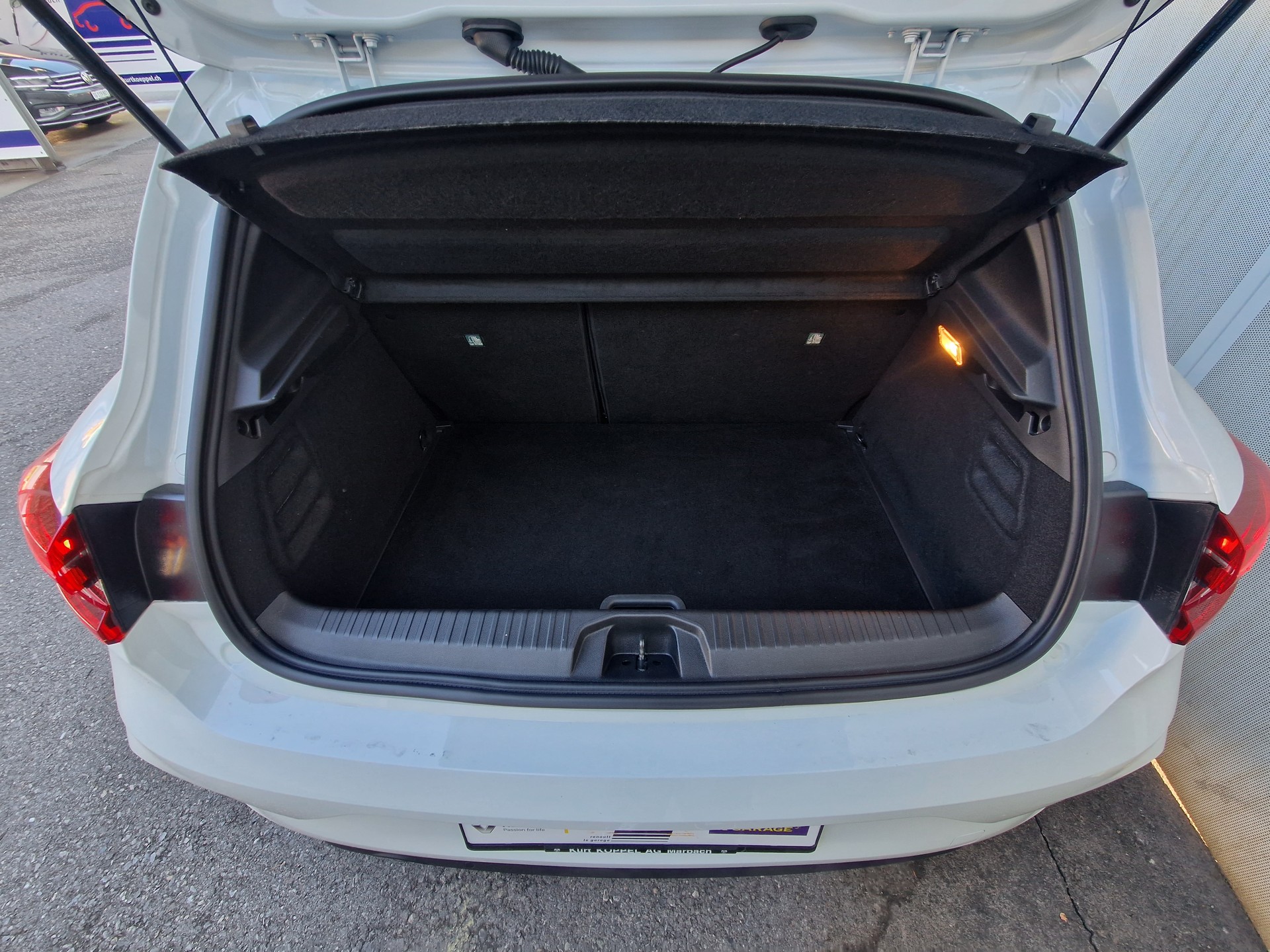 MITSUBISHI Colt 1.0 Invite+ - 4