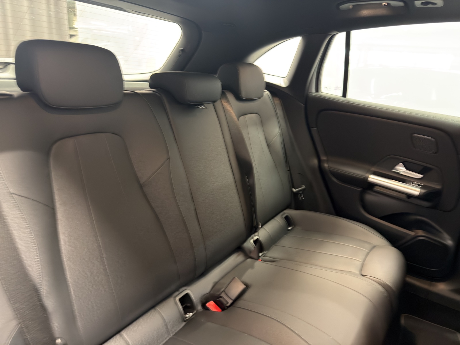 MERCEDES-BENZ GLA 200 Progressive Line Night Star - 10