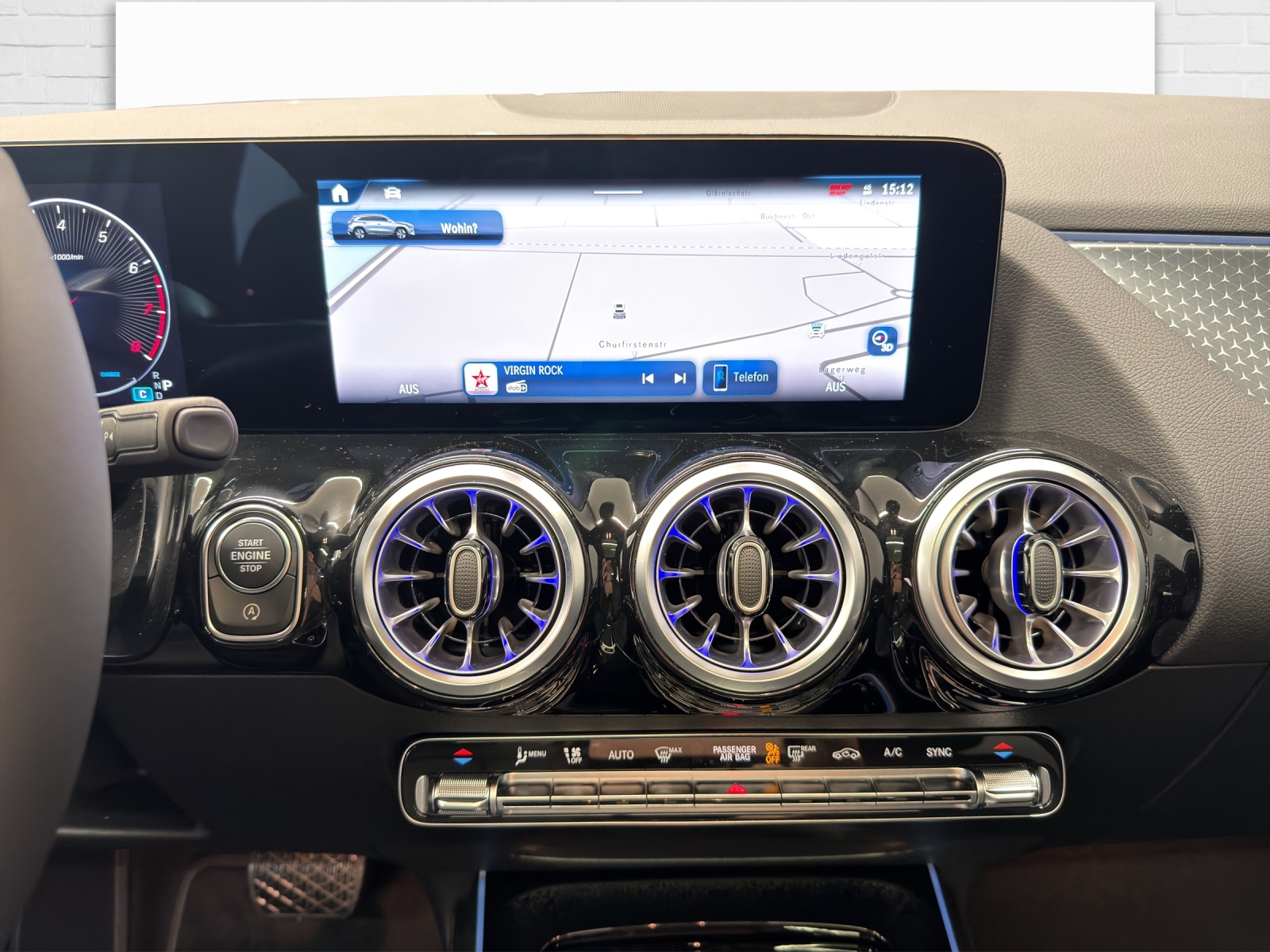 MERCEDES-BENZ GLA 200 Progressive Line Night Star - 9