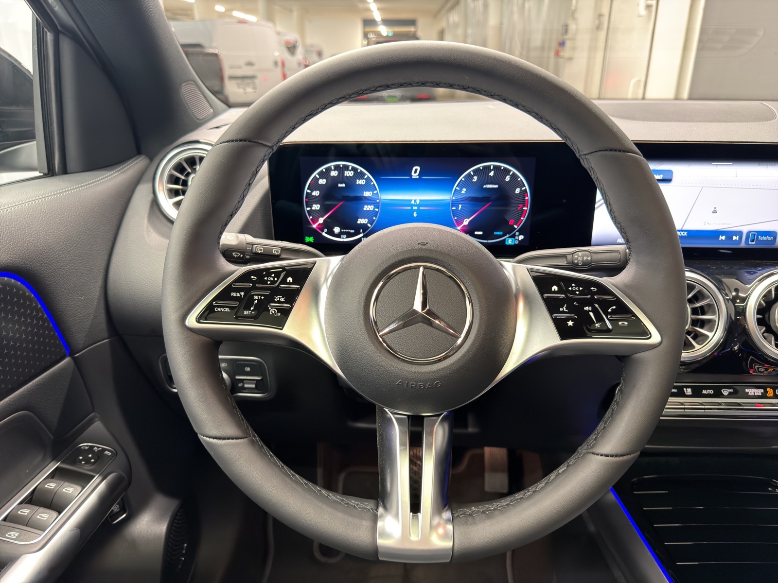 MERCEDES-BENZ GLA 200 Progressive Line Night Star - 15