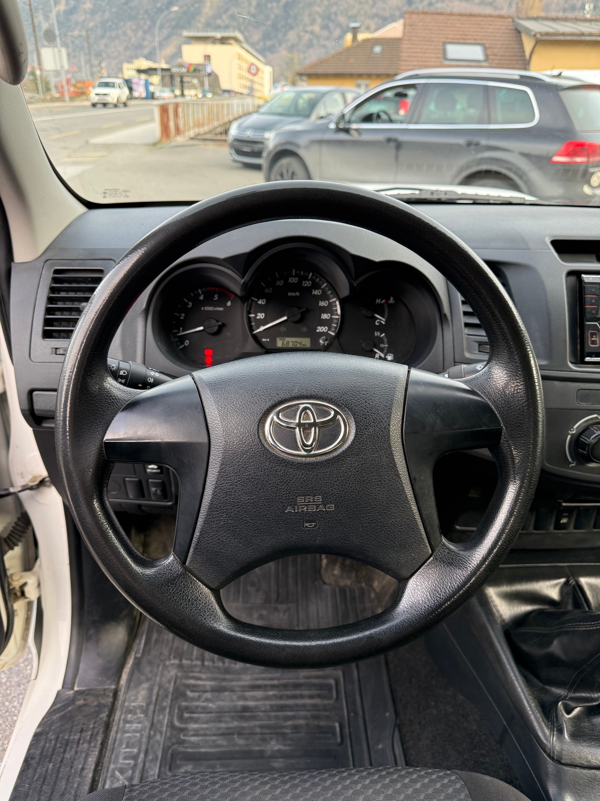 TOYOTA Hilux 2.5D 4WD Extra Cab Terra - 10