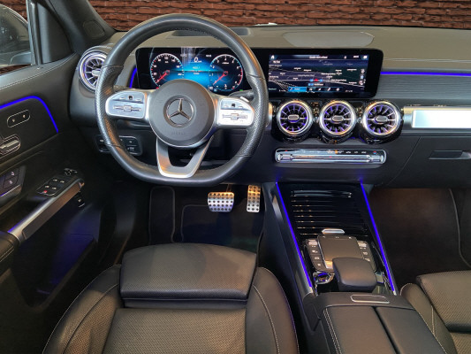 MERCEDES-BENZ GLB 250 AMG Line 4 MATIC - 11