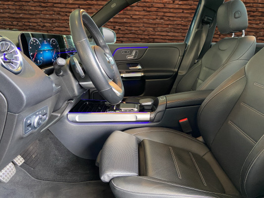 MERCEDES-BENZ GLB 250 AMG Line 4 MATIC - 12