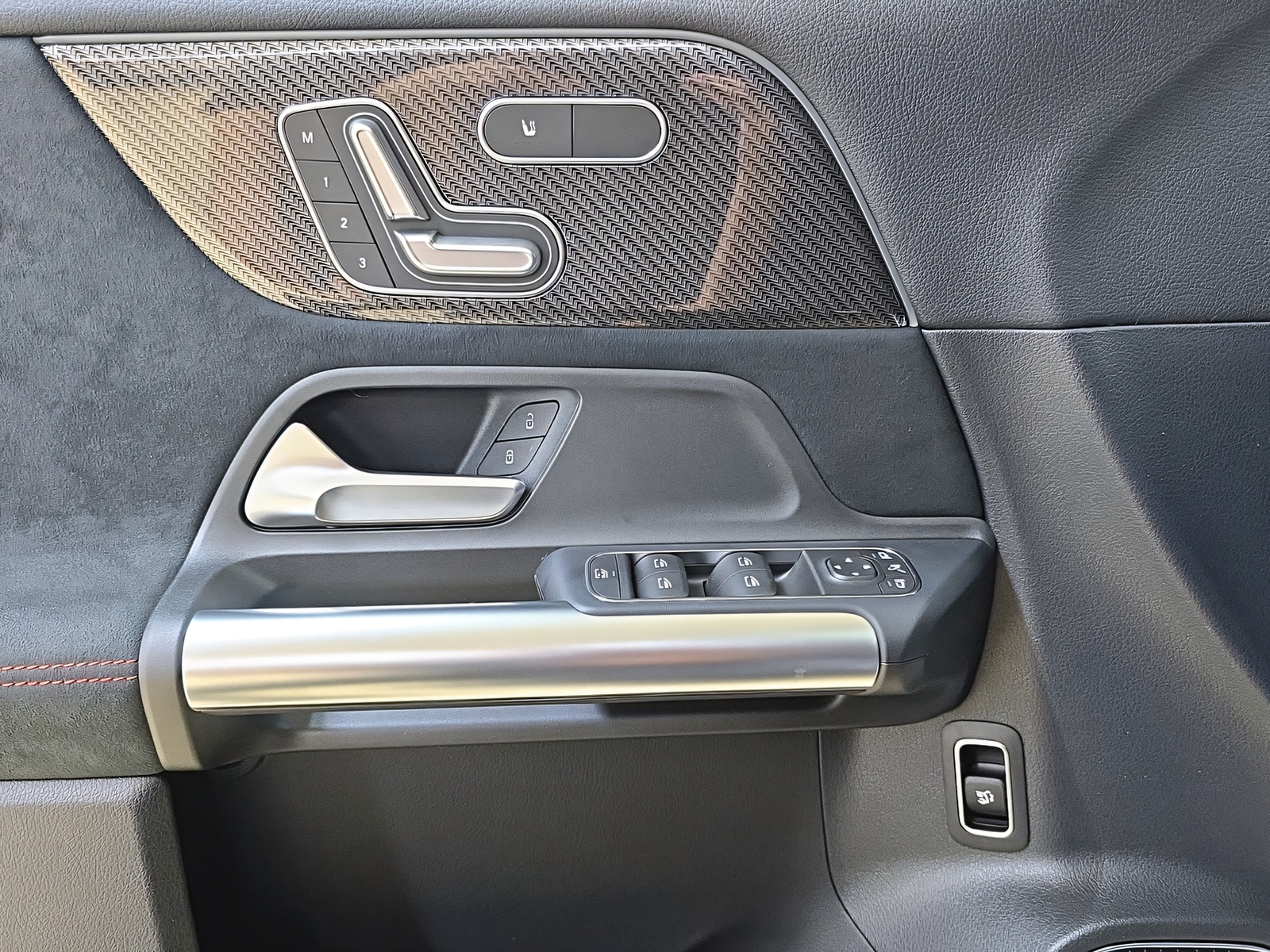 MERCEDES-BENZ GLA 220 d 4Matic Swiss Star - 11