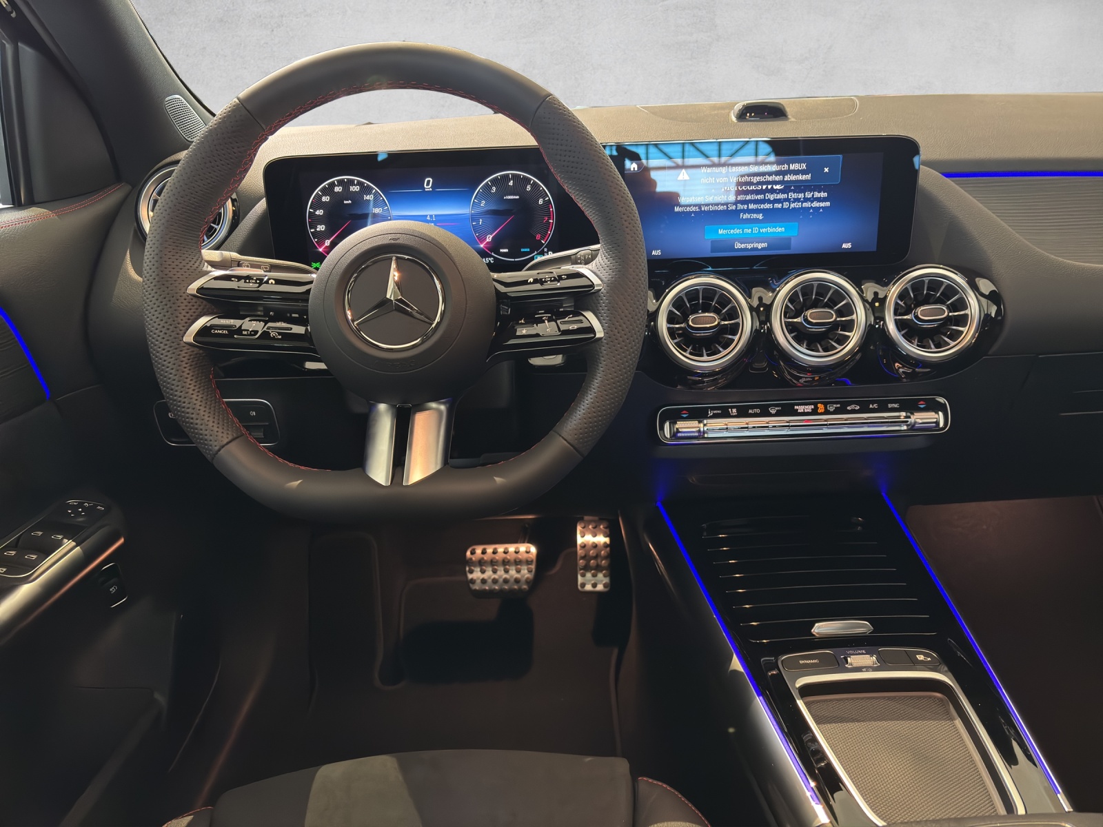 MERCEDES-BENZ GLA 250 4Matic 8G-DCT Swiss Star - 11