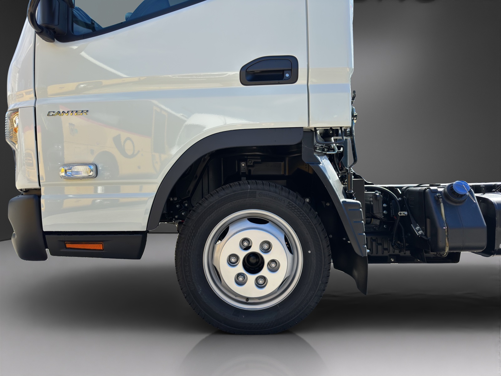 MITSUBISHI FUSO Canter 3C15 - 10