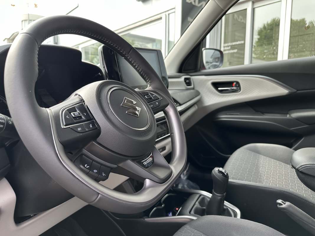 SUZUKI Swift 1.2 Tradizio Top Hybrid 4x4 - 7