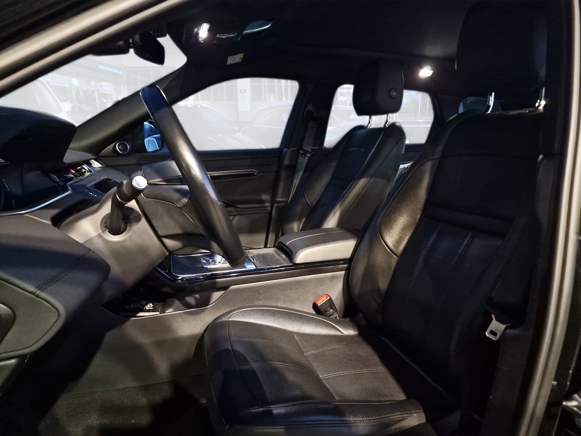 LAND ROVER Range Rover Evoque R-Dynamic P 250 HSE AT9 - 6