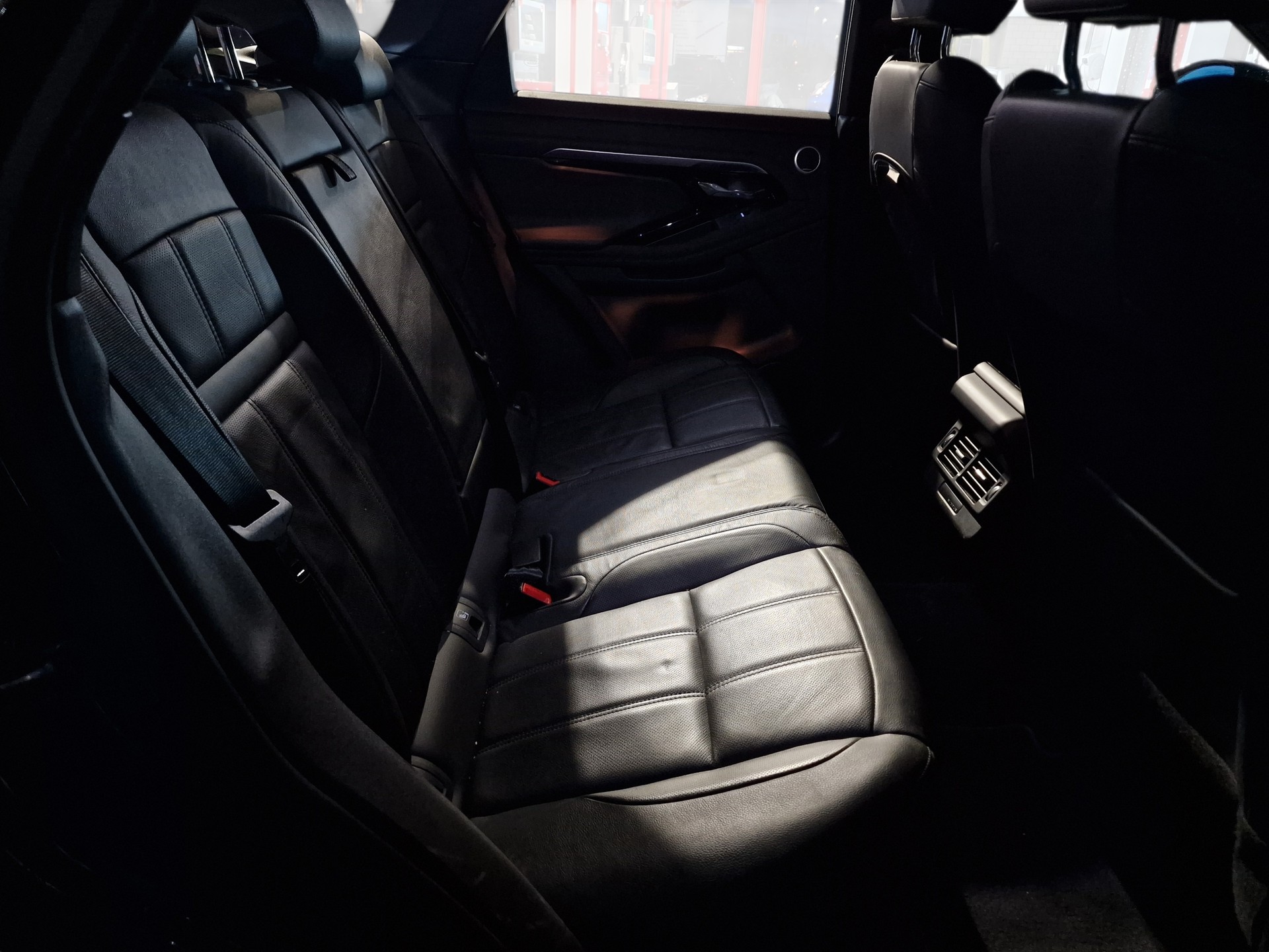 LAND ROVER Range Rover Evoque R-Dynamic P 250 HSE AT9 - 9