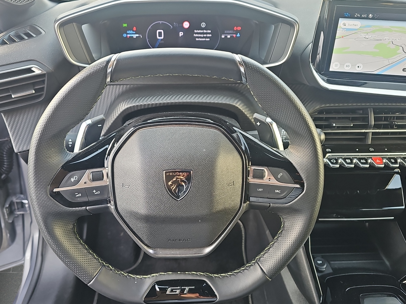 PEUGEOT 208 1.2 MHEV 145 GT - 12