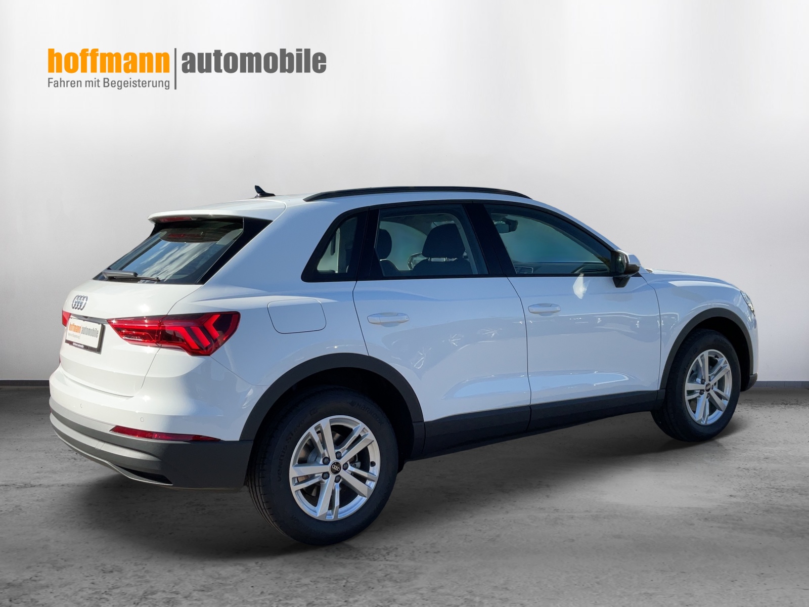 AUDI Q3 Sportback 35 TFSI Attraction S-tronic - 4