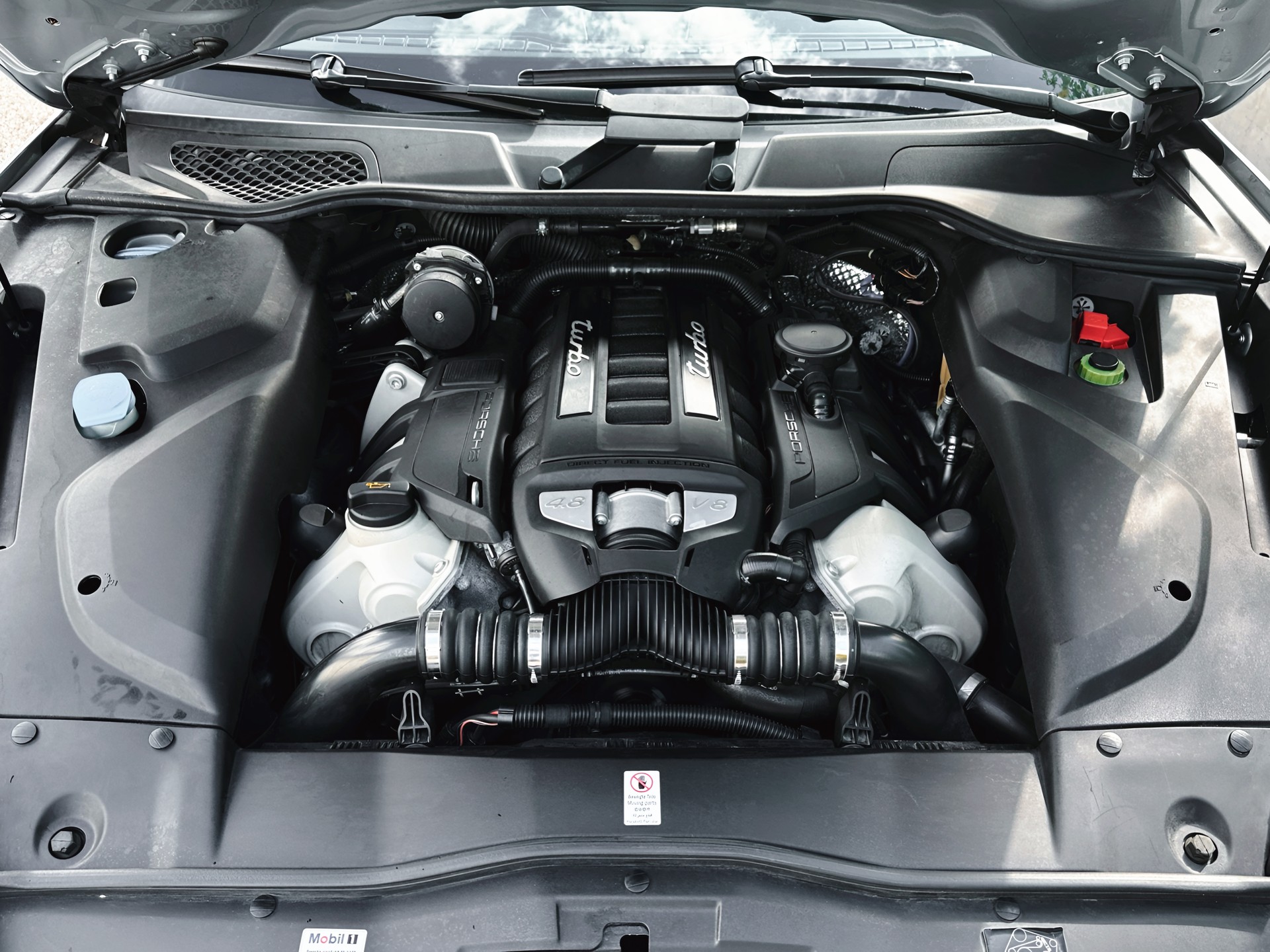 PORSCHE Cayenne Turbo - 16