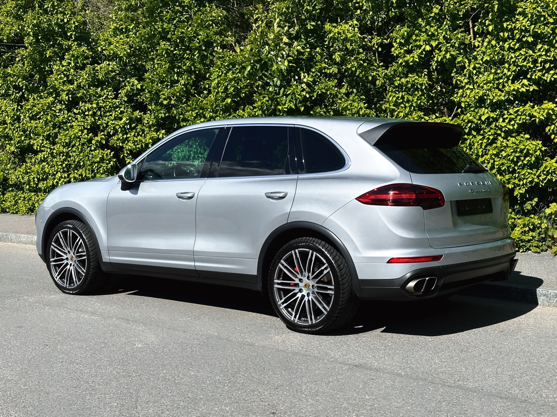 PORSCHE Cayenne Turbo - 3