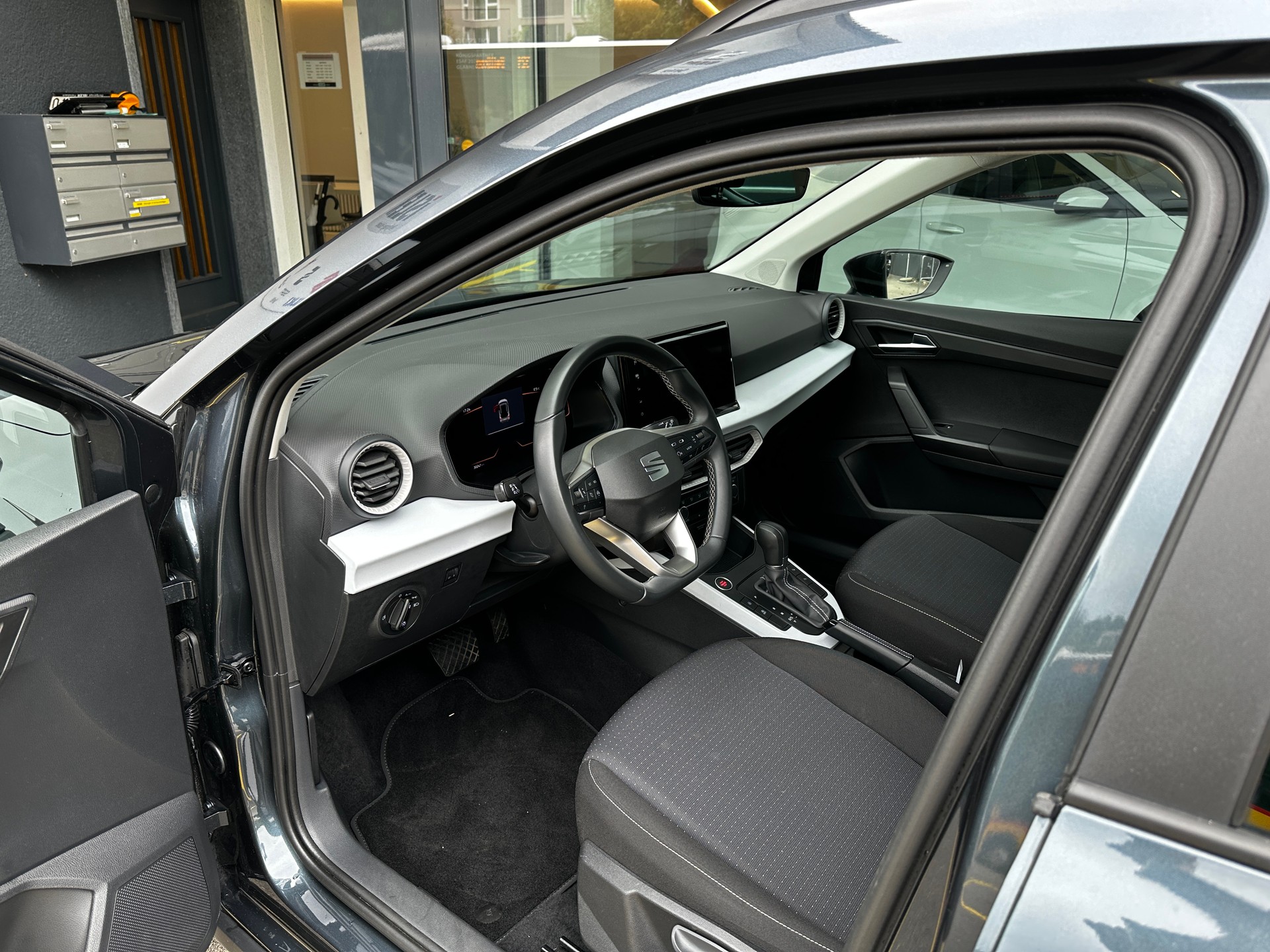 SEAT Arona 1.0 TSI Eco Style DSG - 10